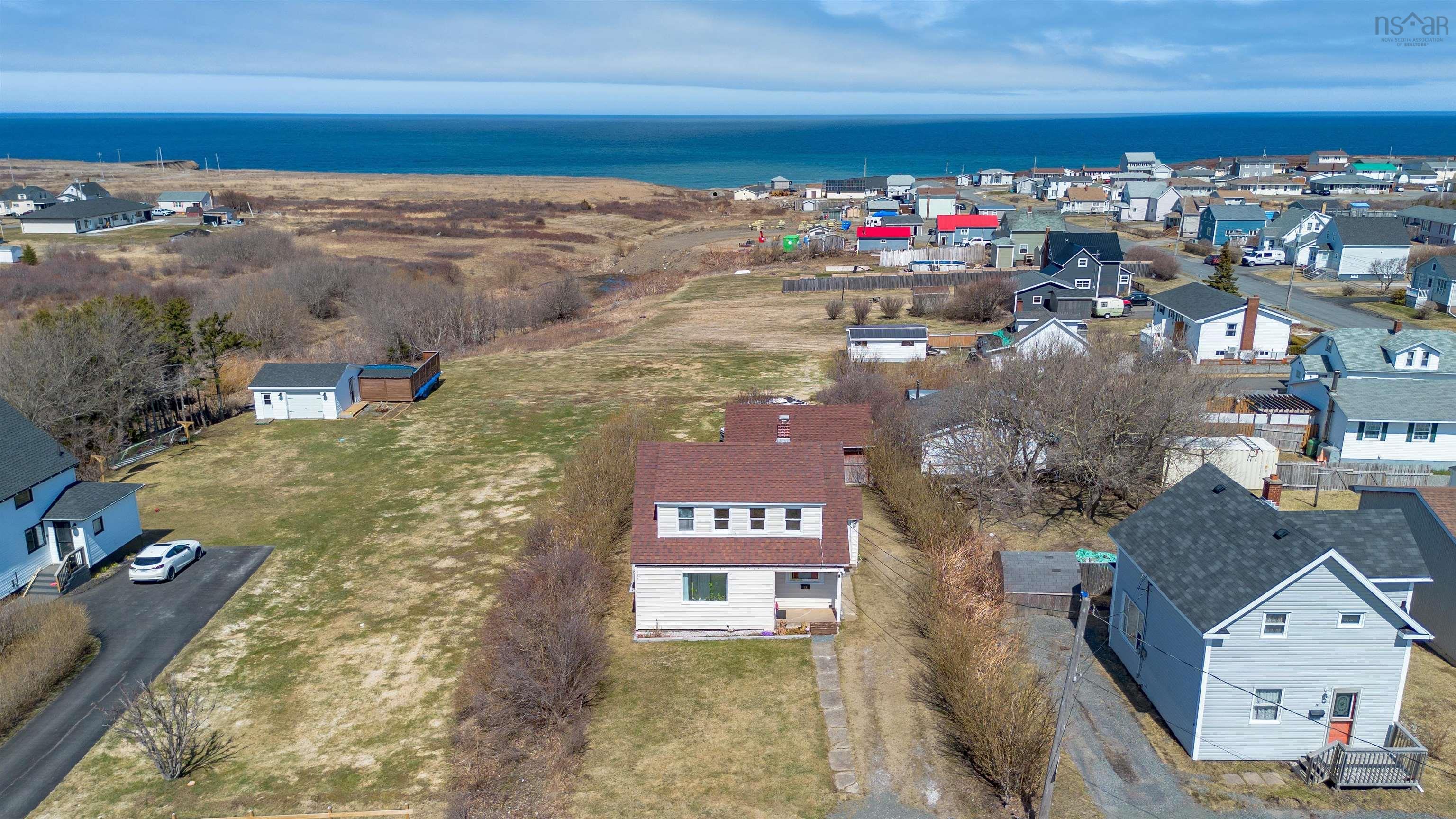 $229,900.00: 72 Connaught Avenue, Glace Bay