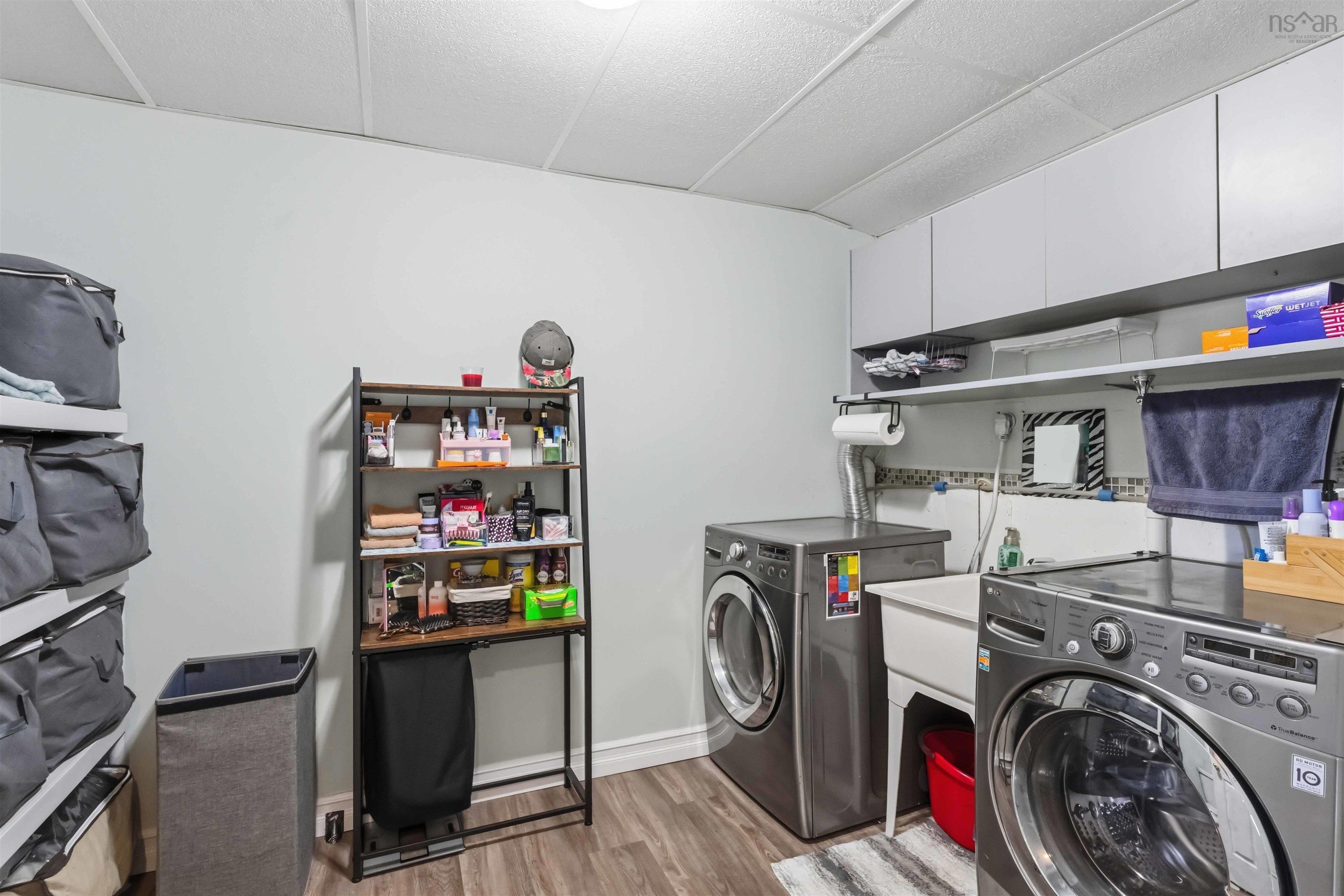 $469,905.00: 909 Shawn Drive, Kingston