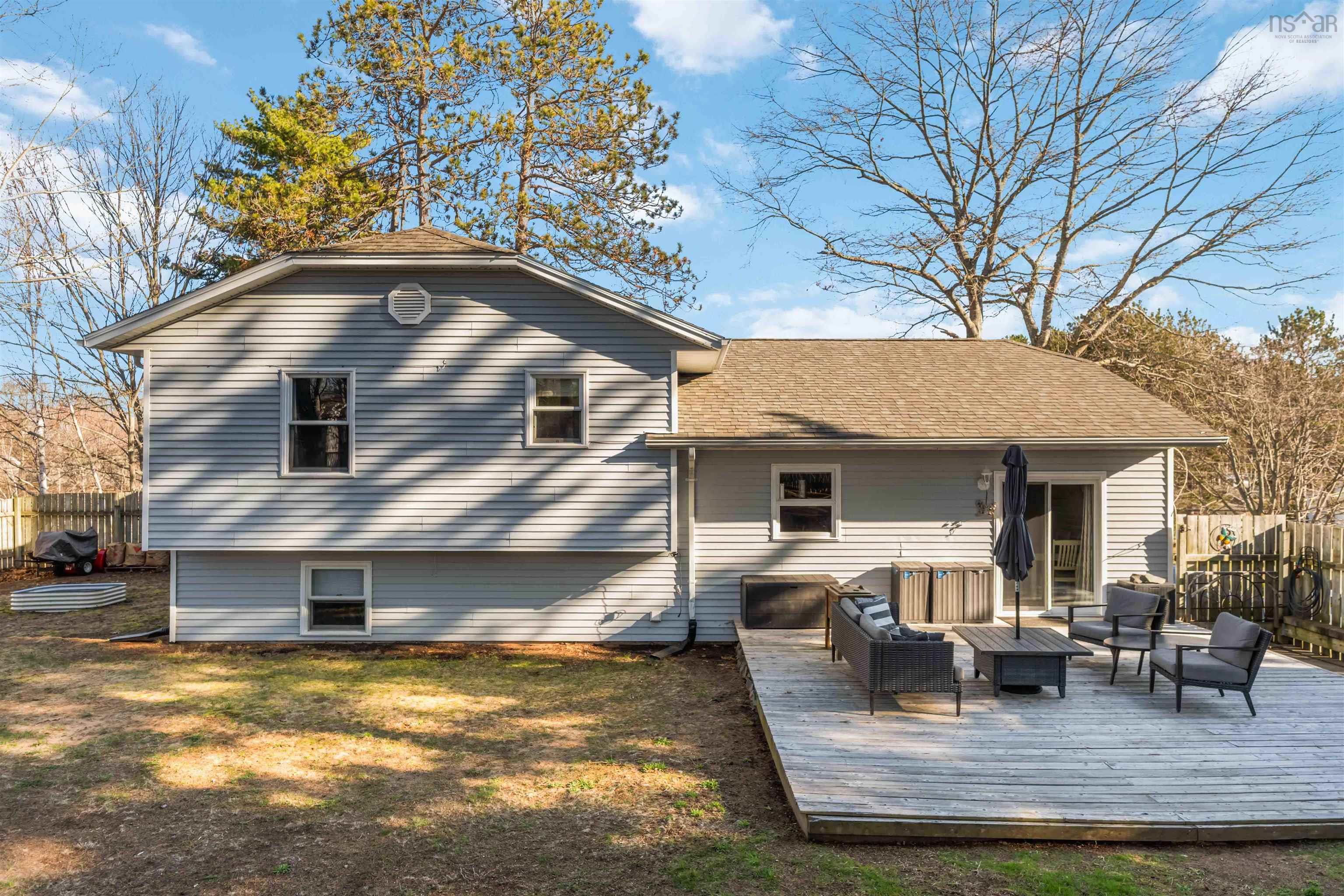 $469,905.00: 909 Shawn Drive, Kingston