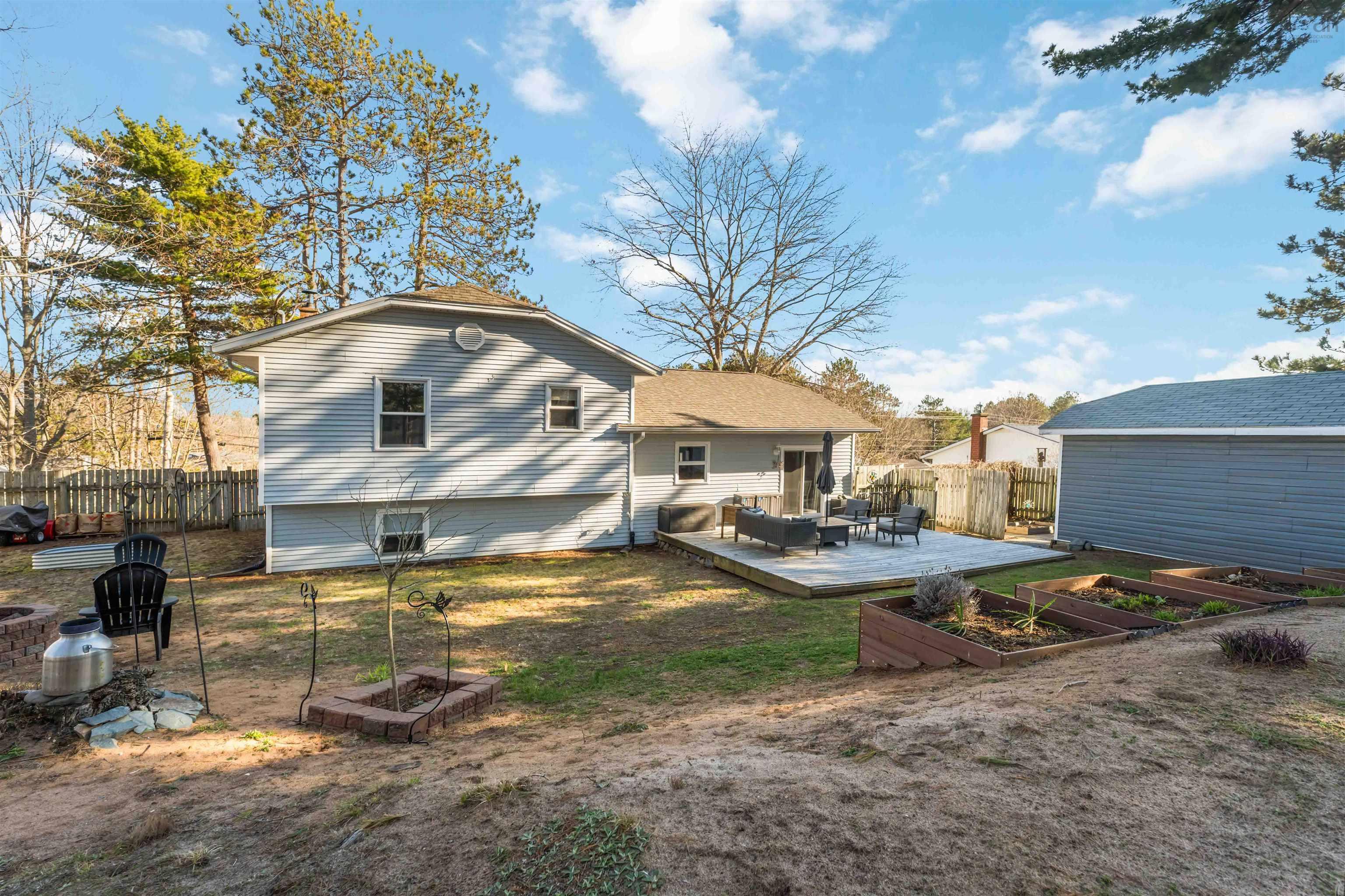 $469,905.00: 909 Shawn Drive, Kingston