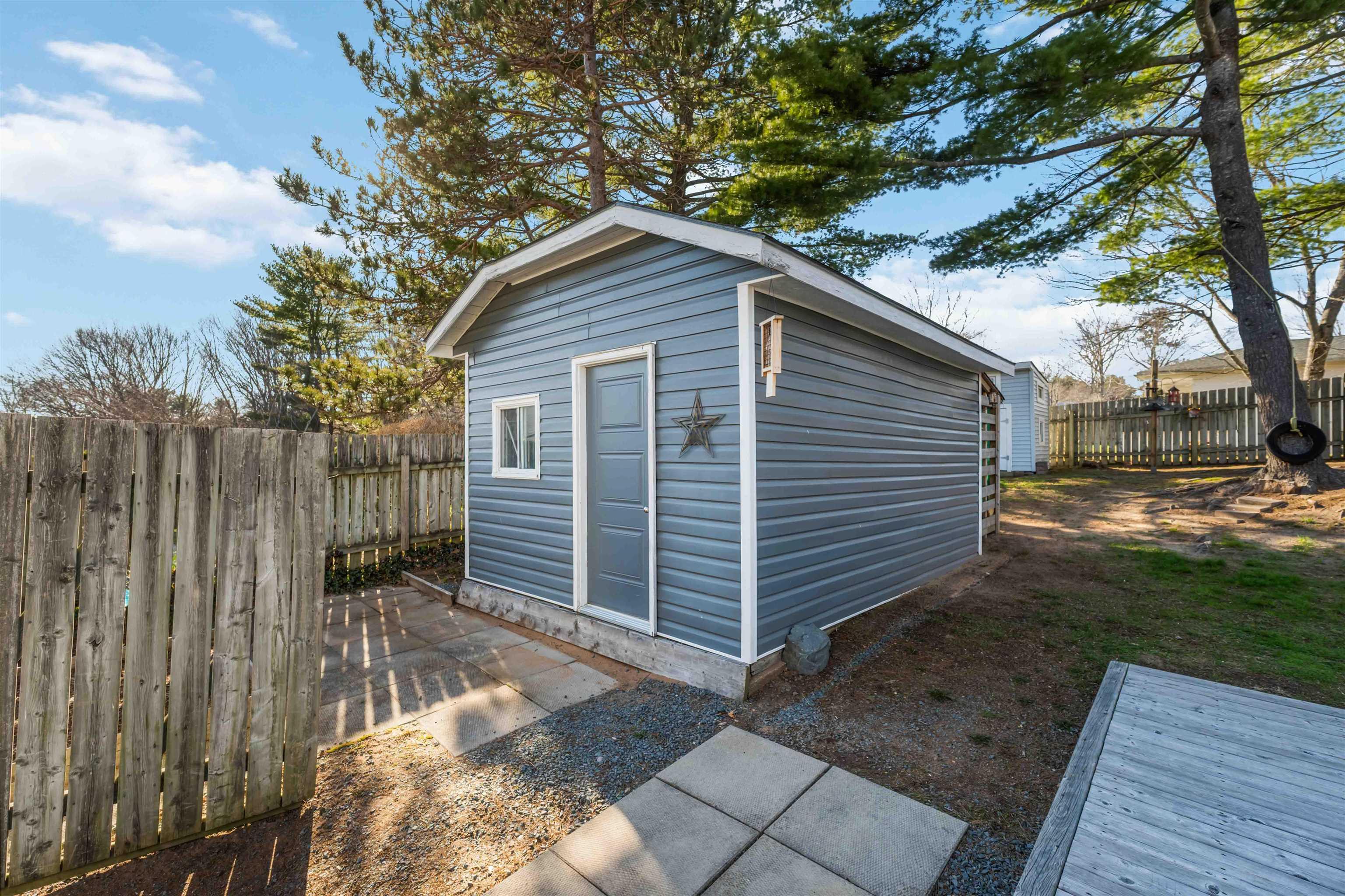 $469,905.00: 909 Shawn Drive, Kingston