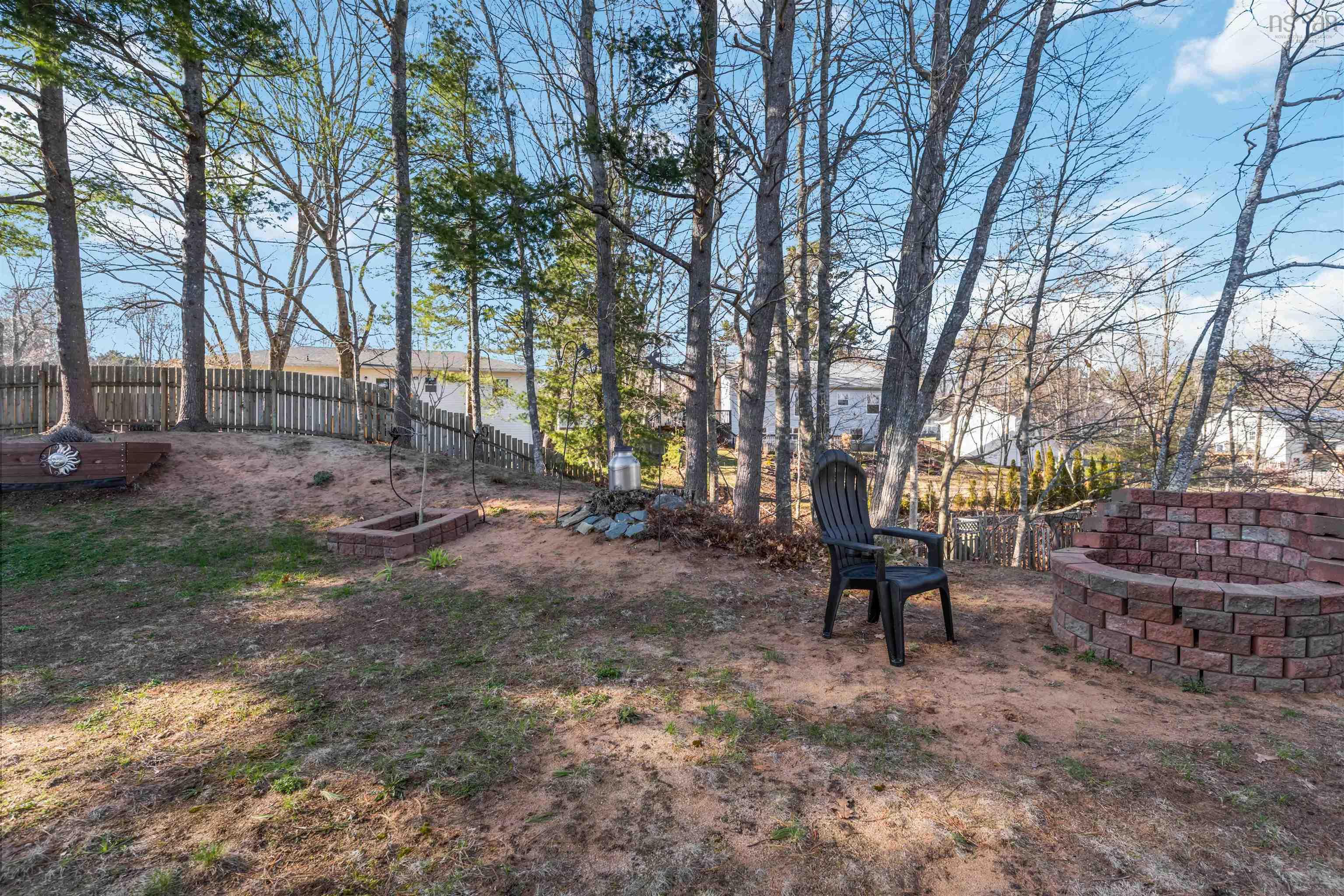 $469,905.00: 909 Shawn Drive, Kingston