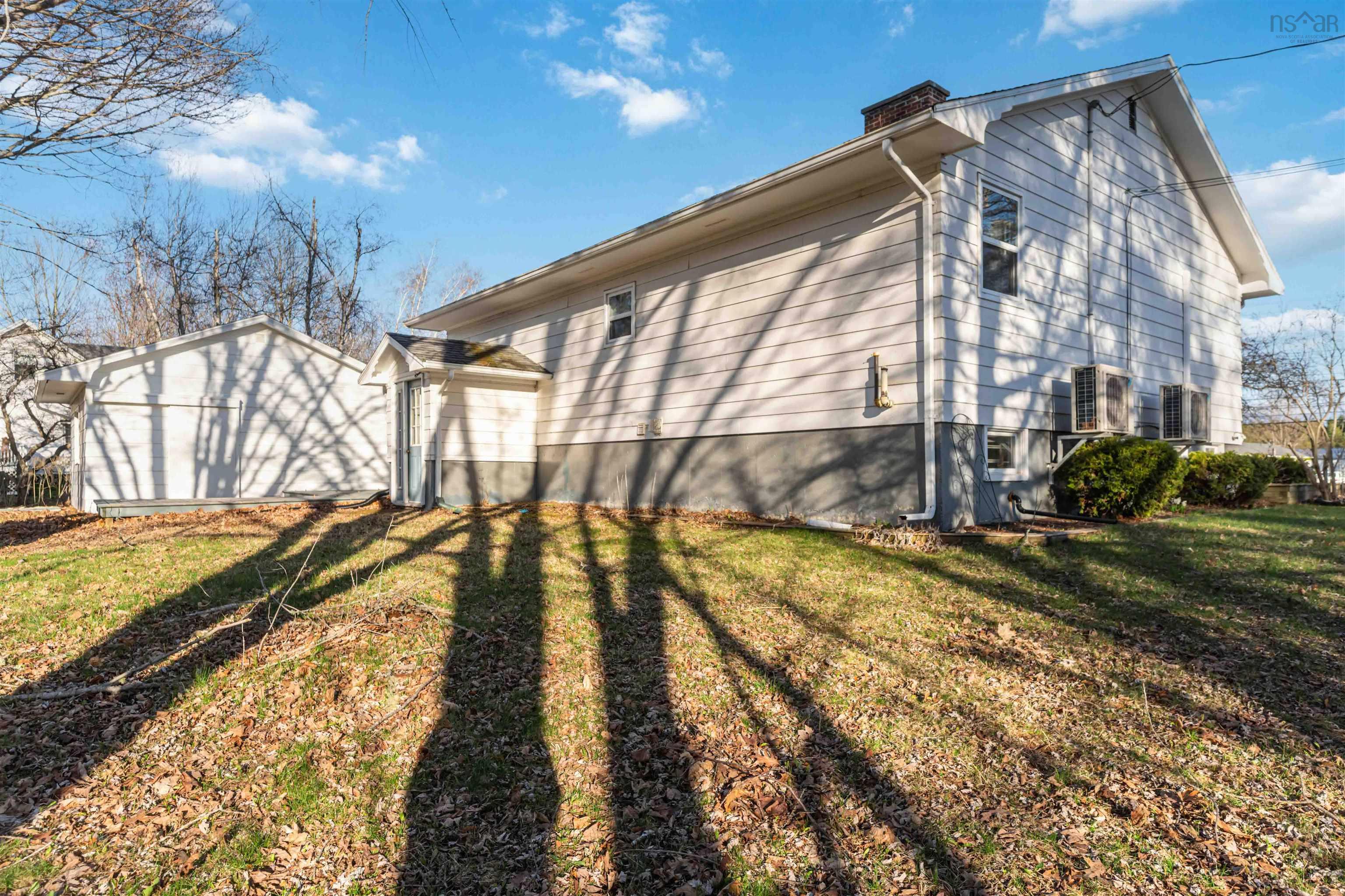 $377,500.00: 799 Main Street, Kingston