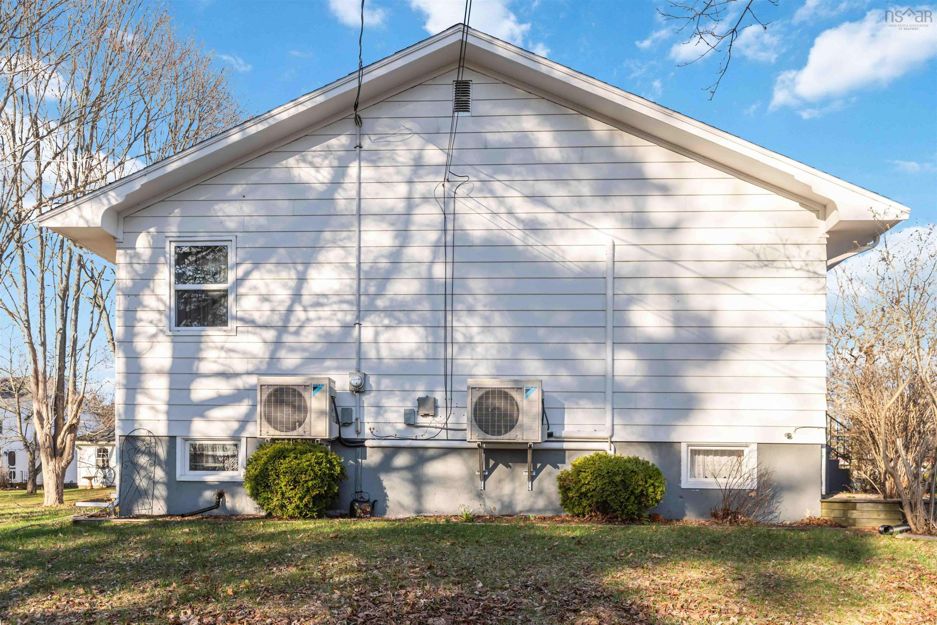 $377,500.00: 799 Main Street, Kingston