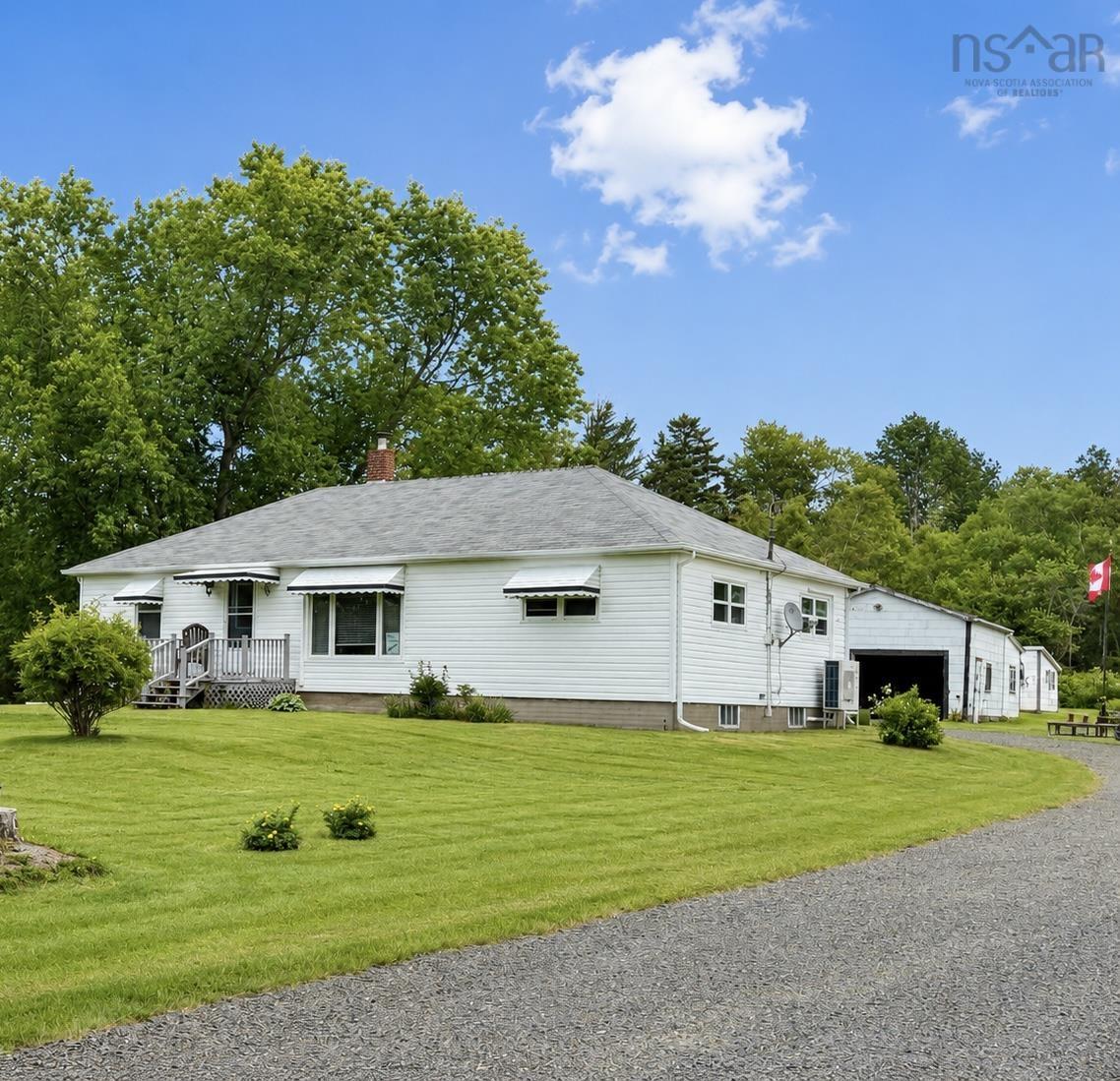 $449,900.00: 2252 Highway 1, Upper Clements