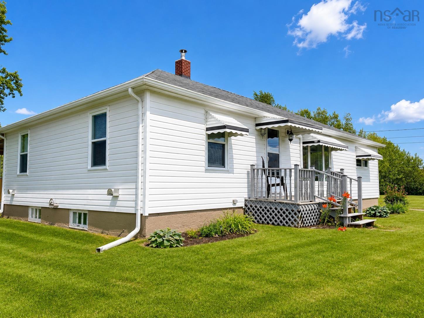 $449,900.00: 2252 Highway 1, Upper Clements