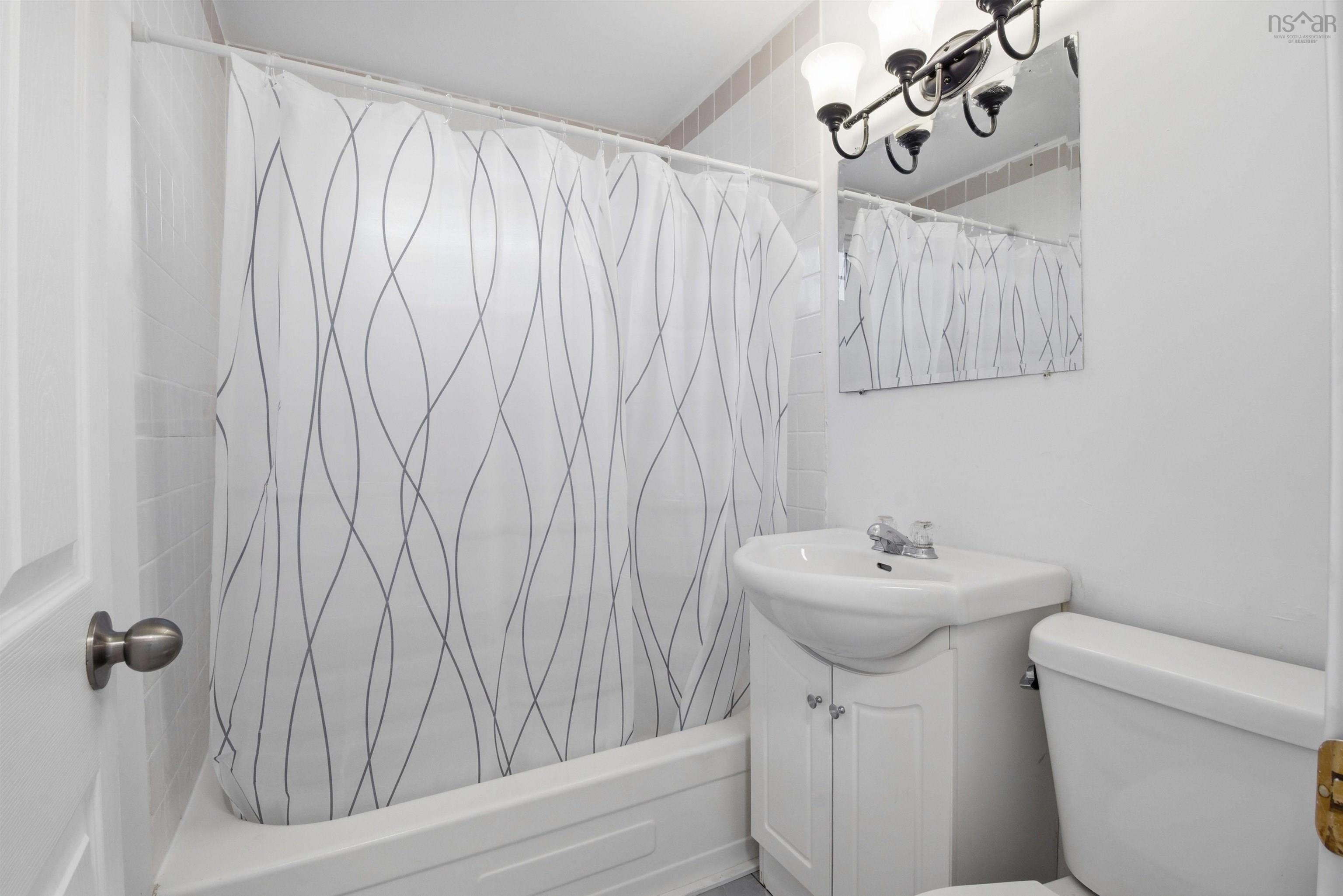 26 Woodcrest Avenue, Halifax, NS (MLS 202608213)