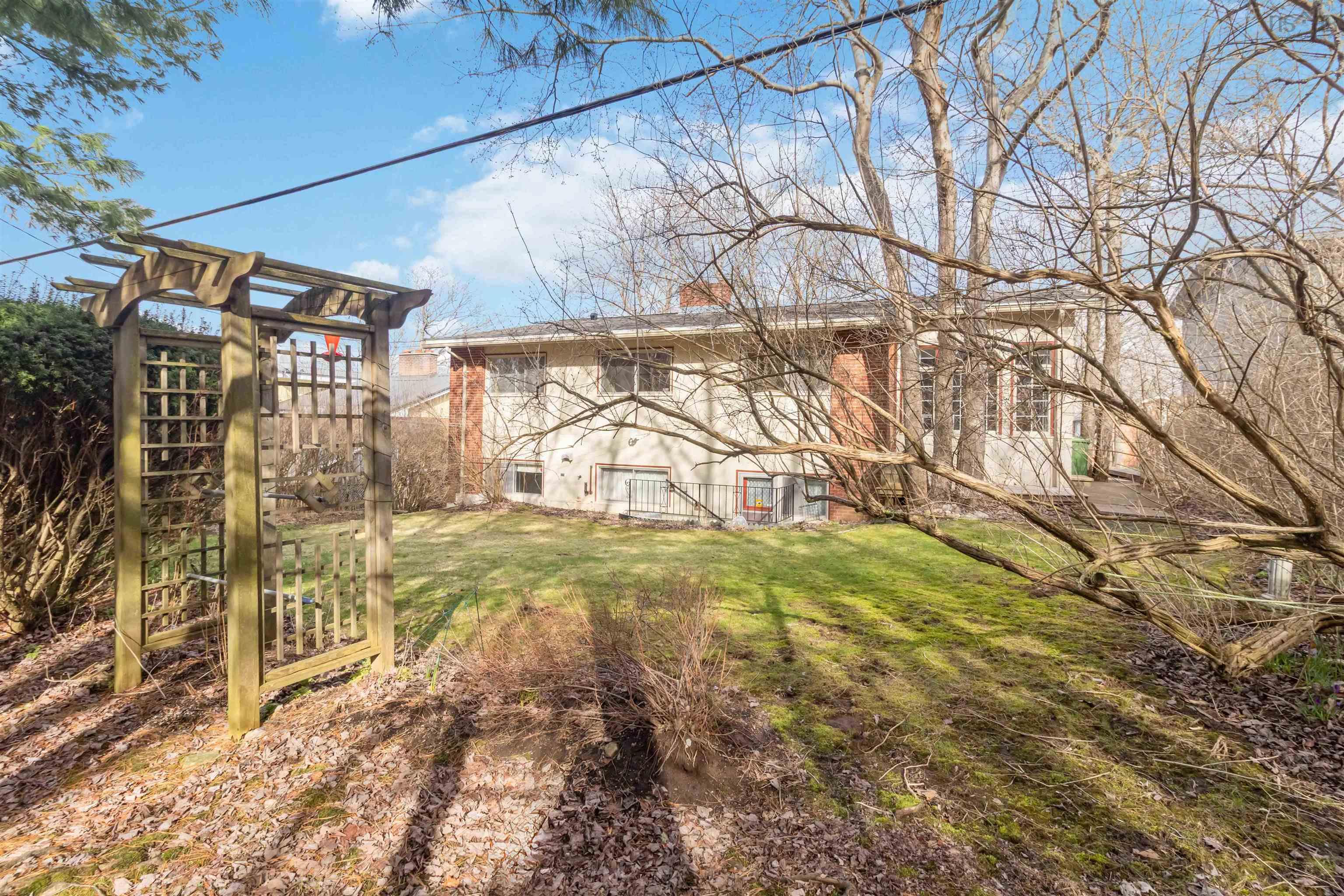 71 Woodward Crescent, Halifax, NS (MLS 202608216)