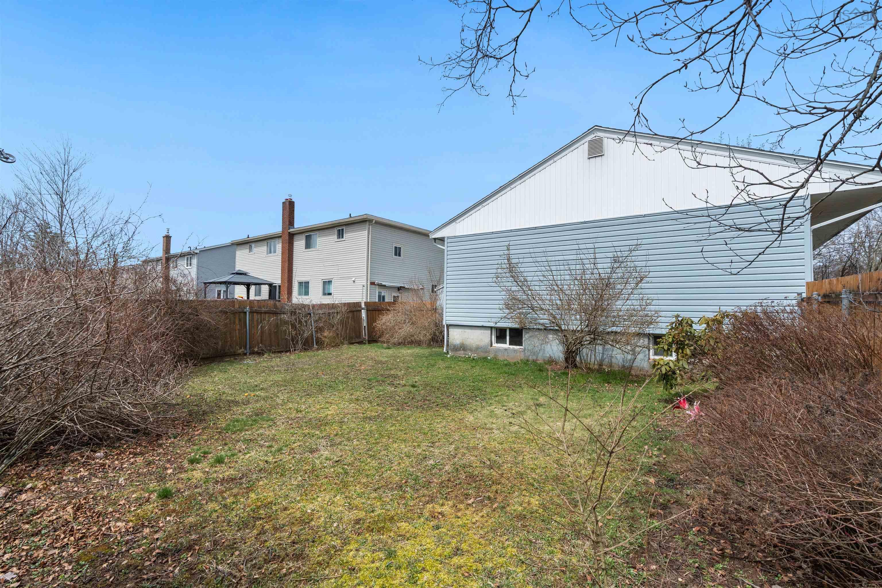 355 Spring Avenue, Dartmouth, NS (MLS 202608220)