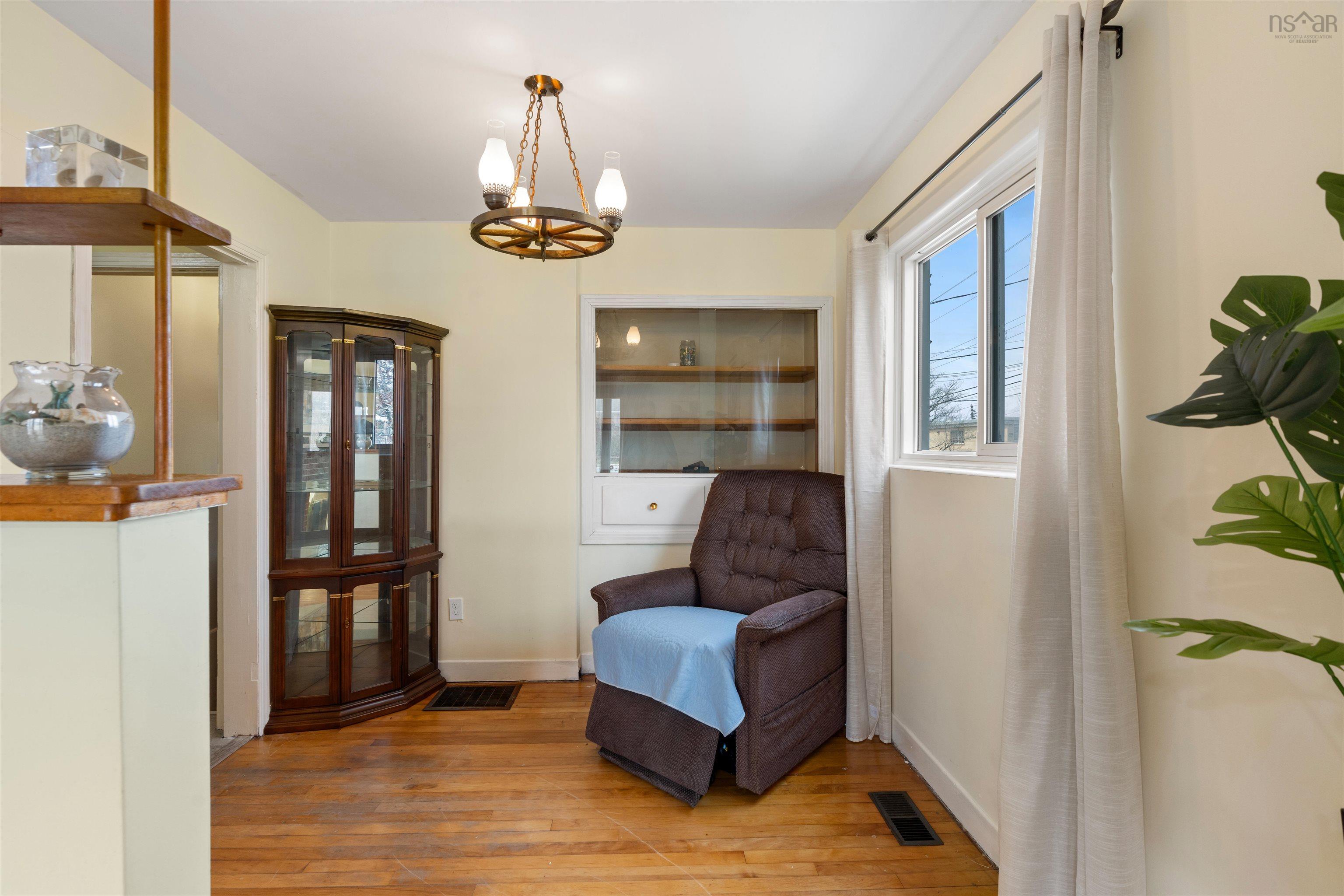 355 Spring Avenue, Dartmouth, NS (MLS 202608220)