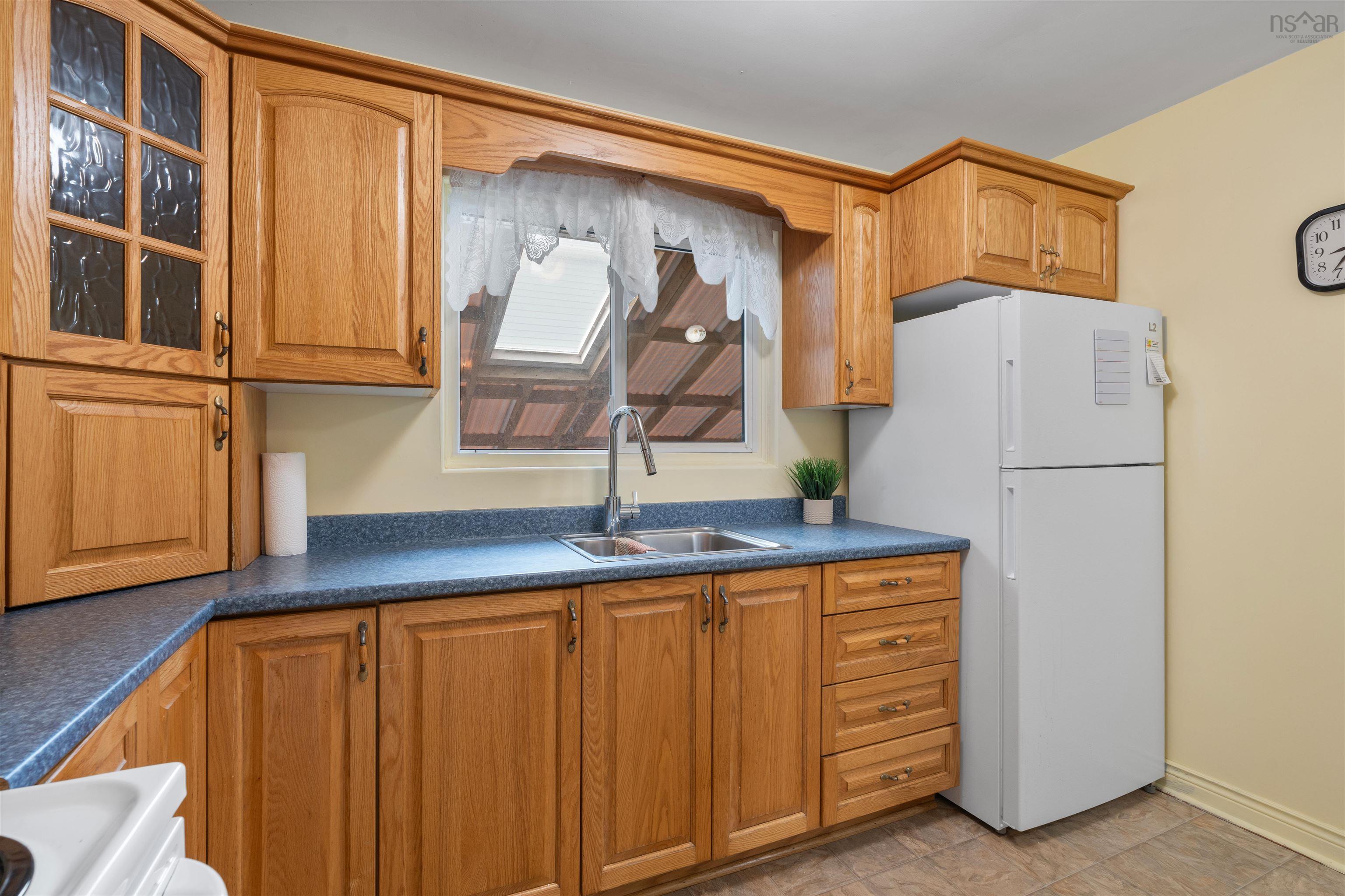 355 Spring Avenue, Dartmouth, NS (MLS 202608220)