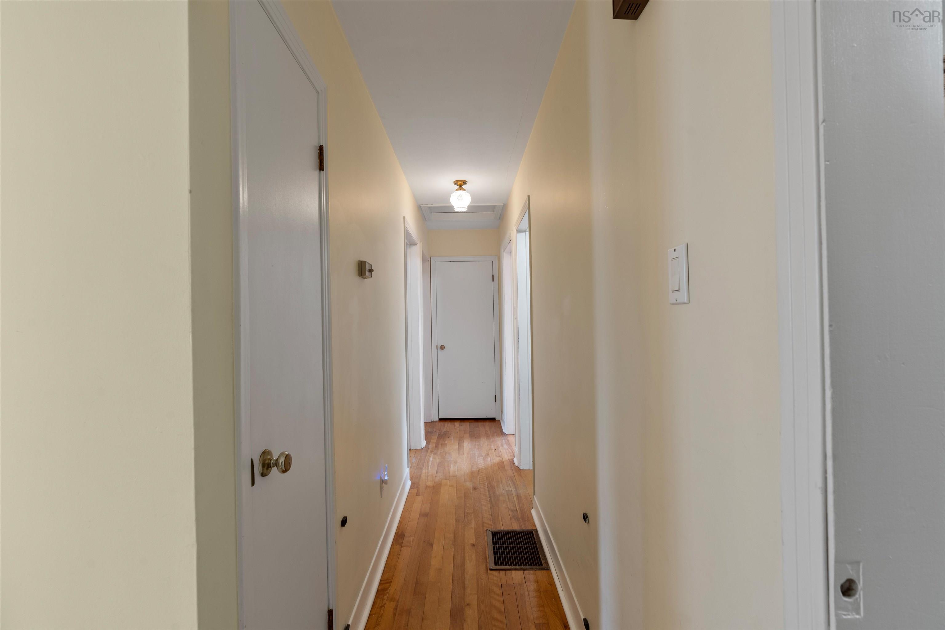 355 Spring Avenue, Dartmouth, NS (MLS 202608220)