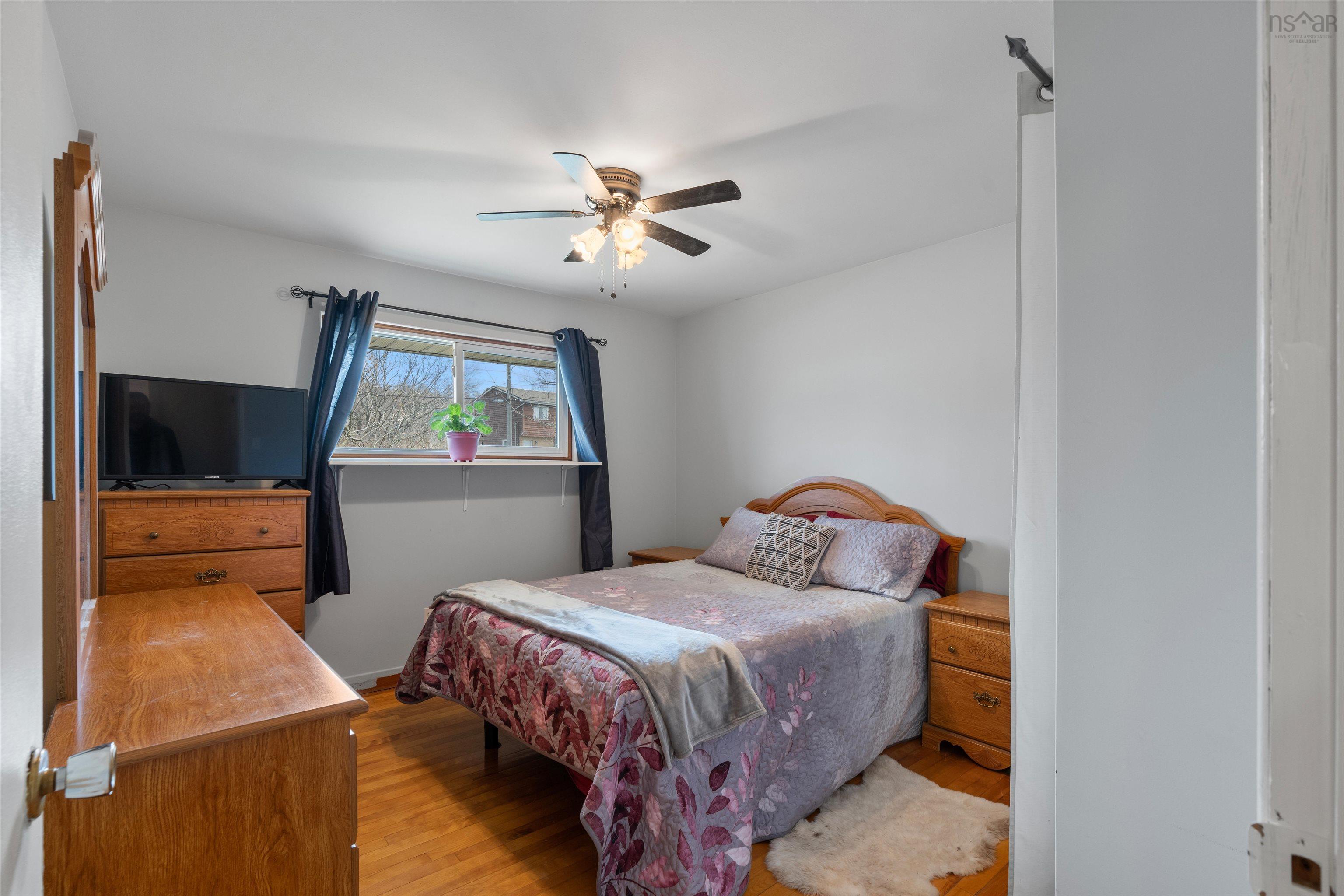 355 Spring Avenue, Dartmouth, NS (MLS 202608220)