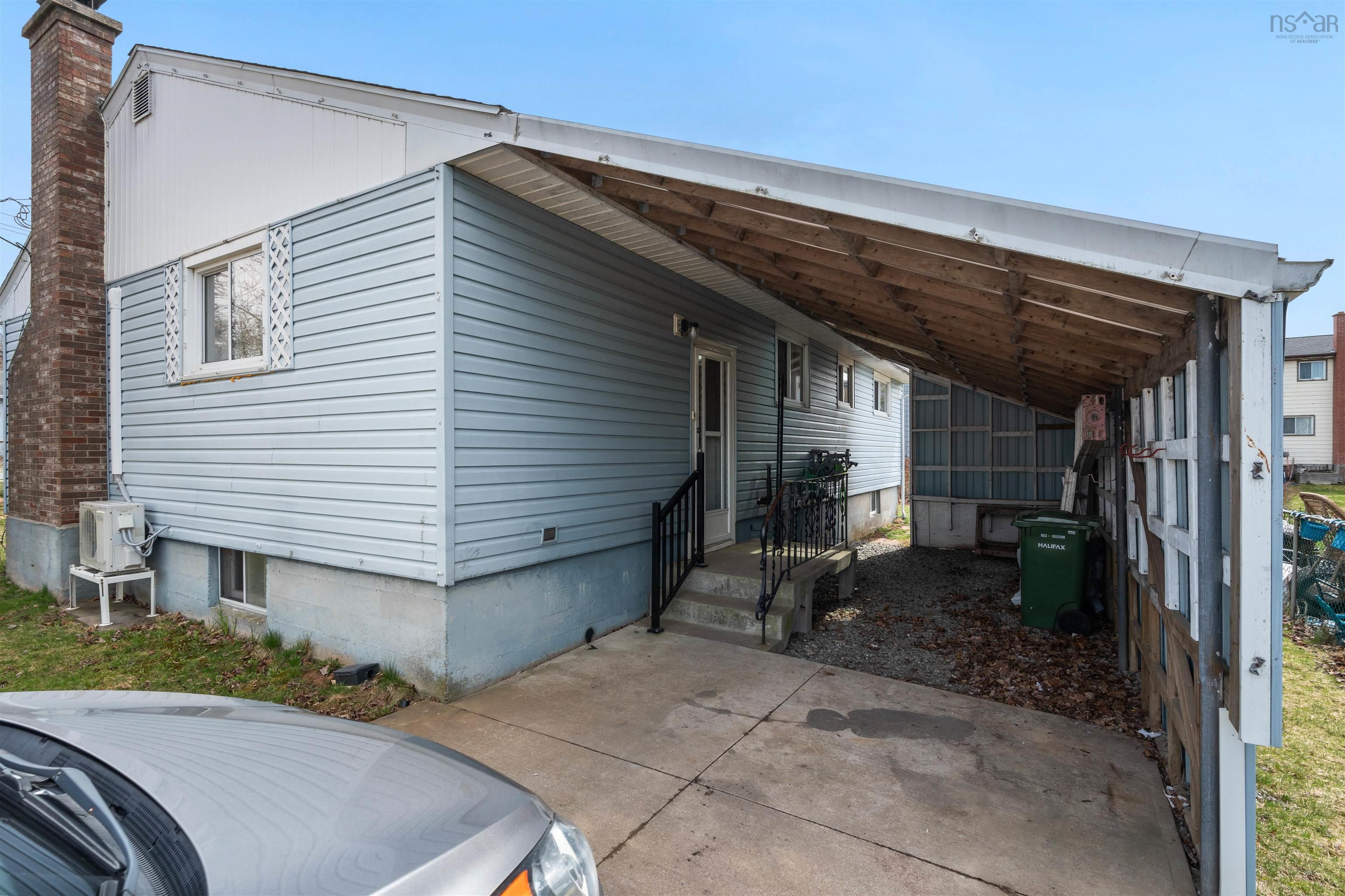 355 Spring Avenue, Dartmouth, NS (MLS 202608220)