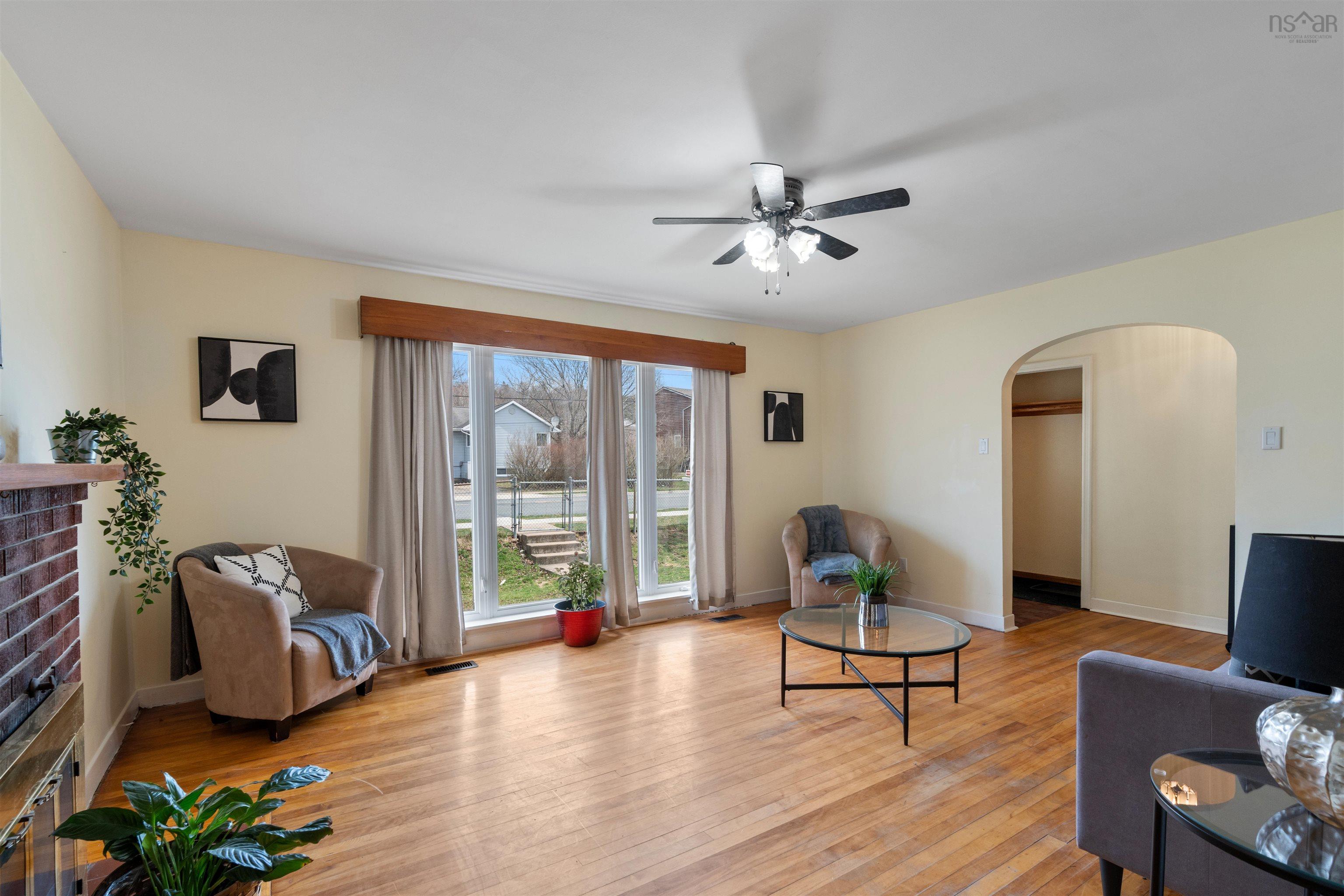 355 Spring Avenue, Dartmouth, NS (MLS 202608220)