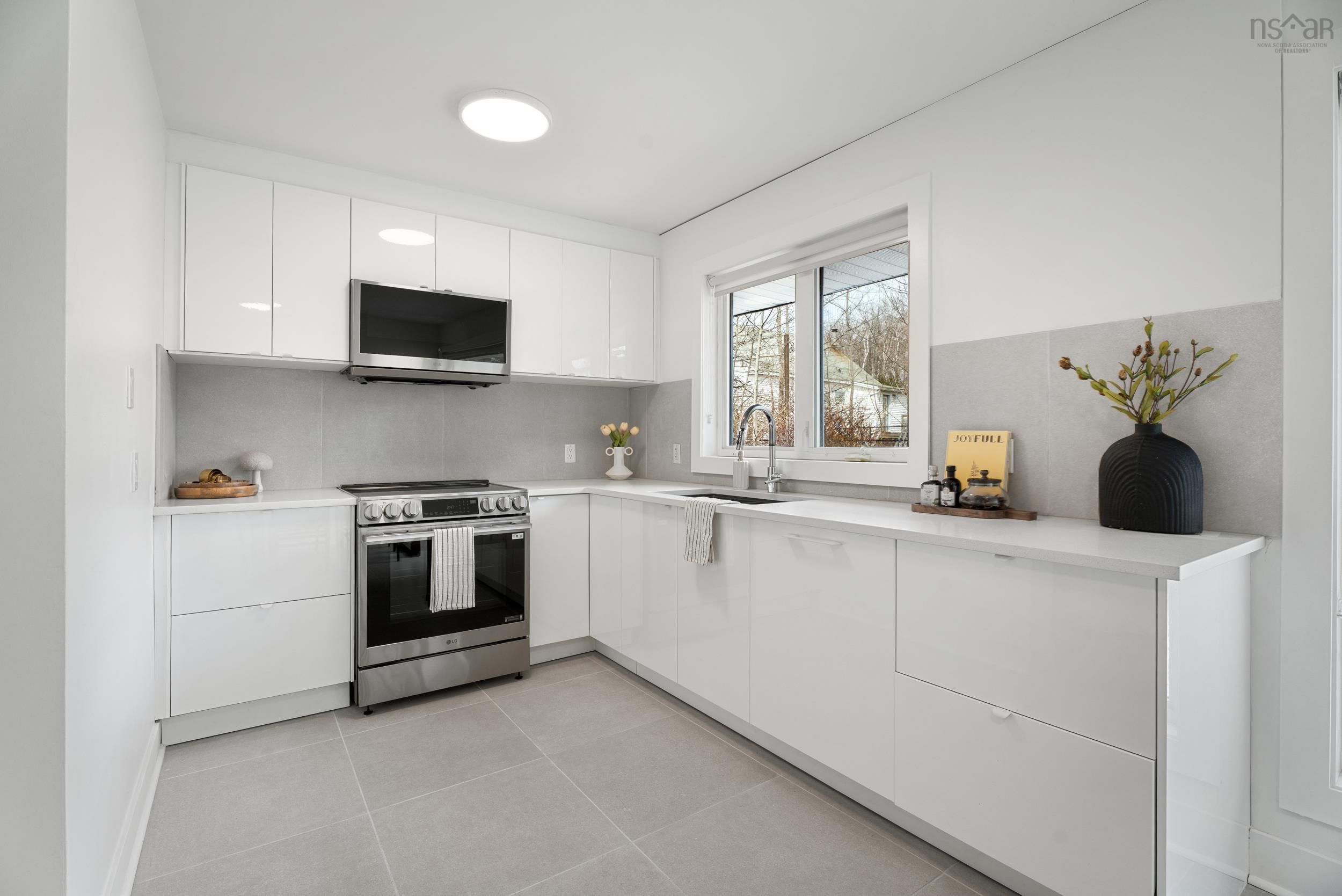 105 Woodlawn Road, Dartmouth, NS (MLS 202608225)