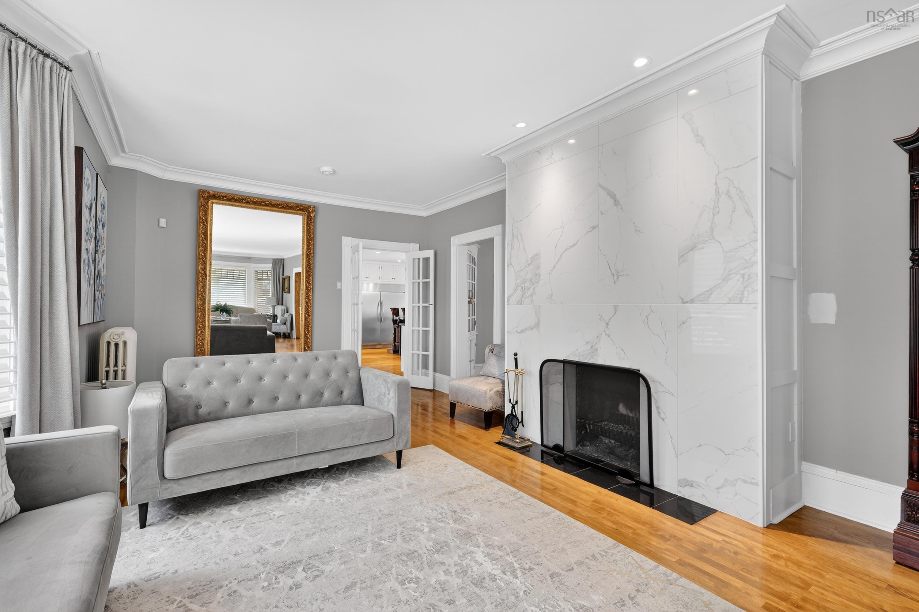 $725,000.00: 15 Whitney Avenue, Sydney