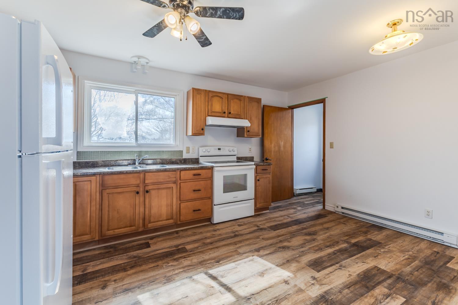 $350,000.00: 54 LAVINIA Drive, Truro