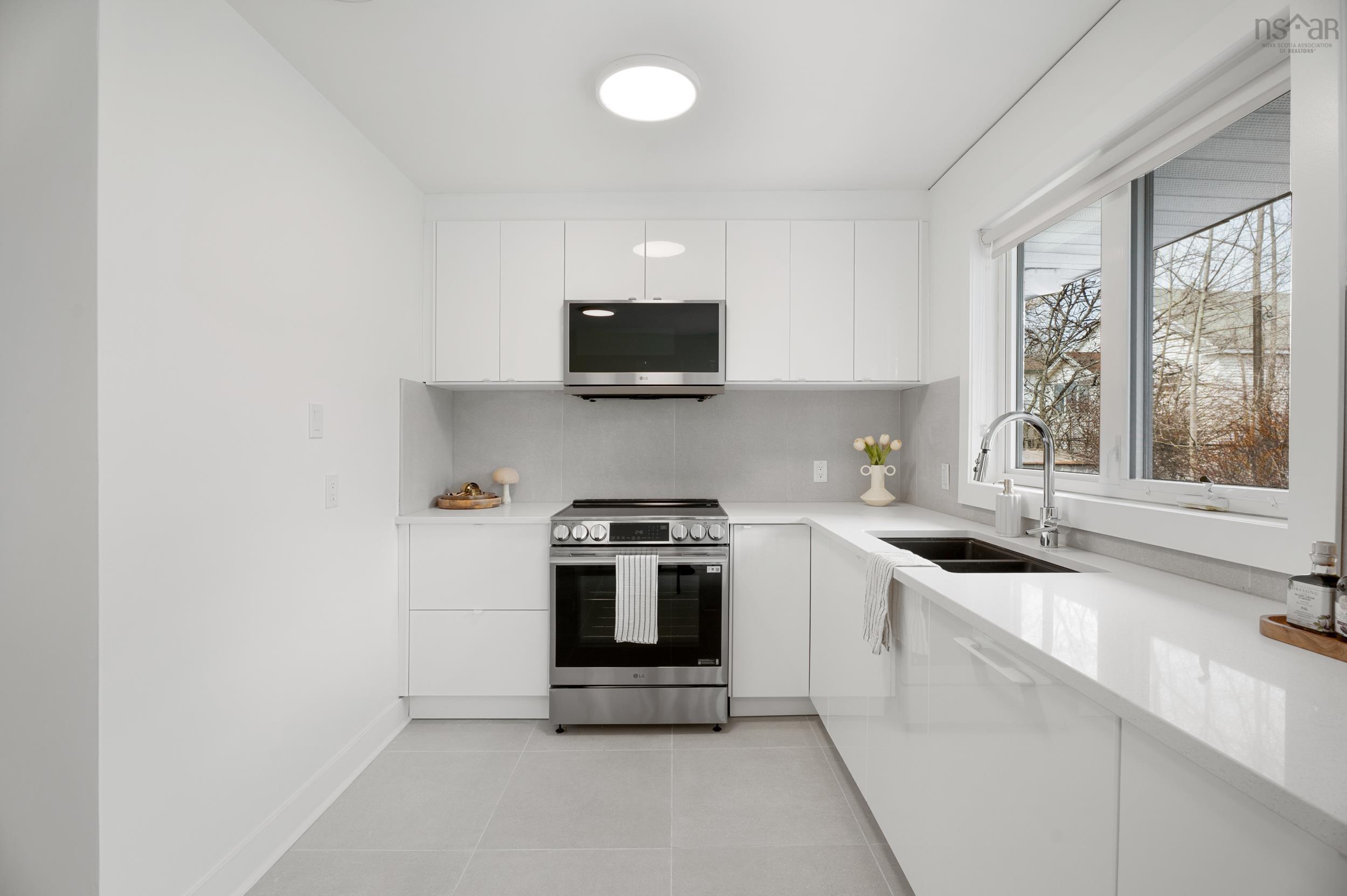 105 Woodlawn Road, Dartmouth, NS (MLS 202608239)