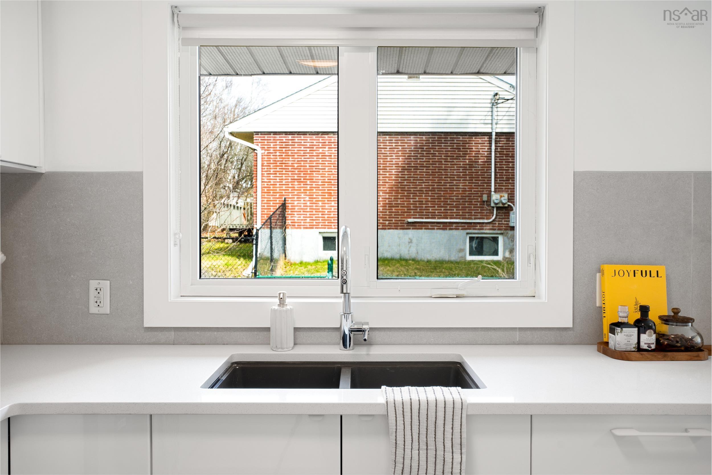 105 Woodlawn Road, Dartmouth, NS (MLS 202608239)