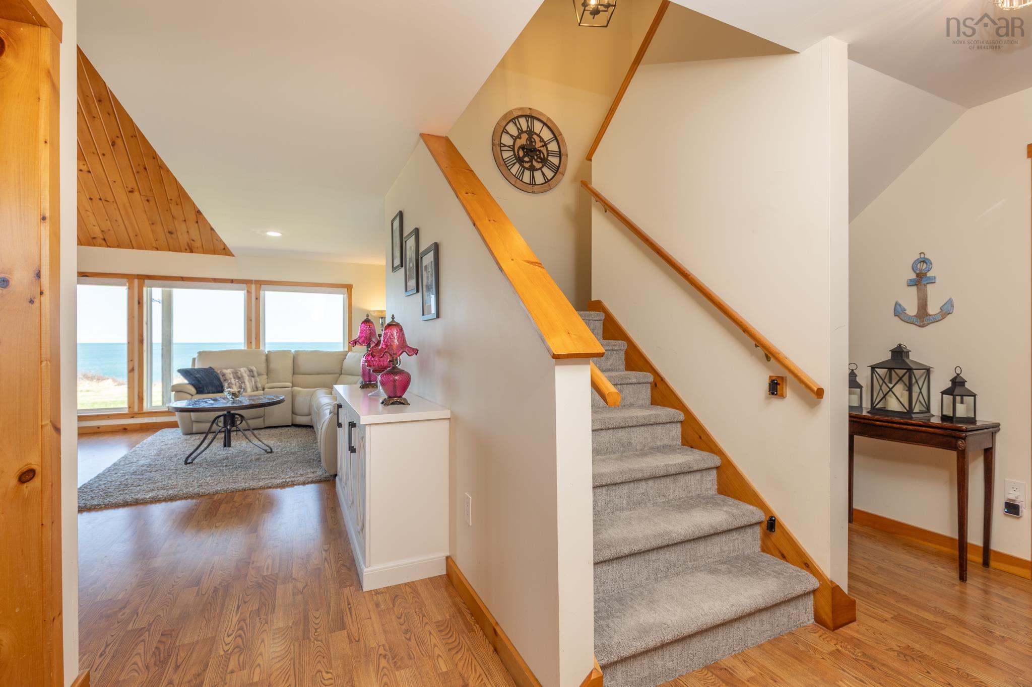$959,000.00: 2435 Main Shore Road, Port Maitland