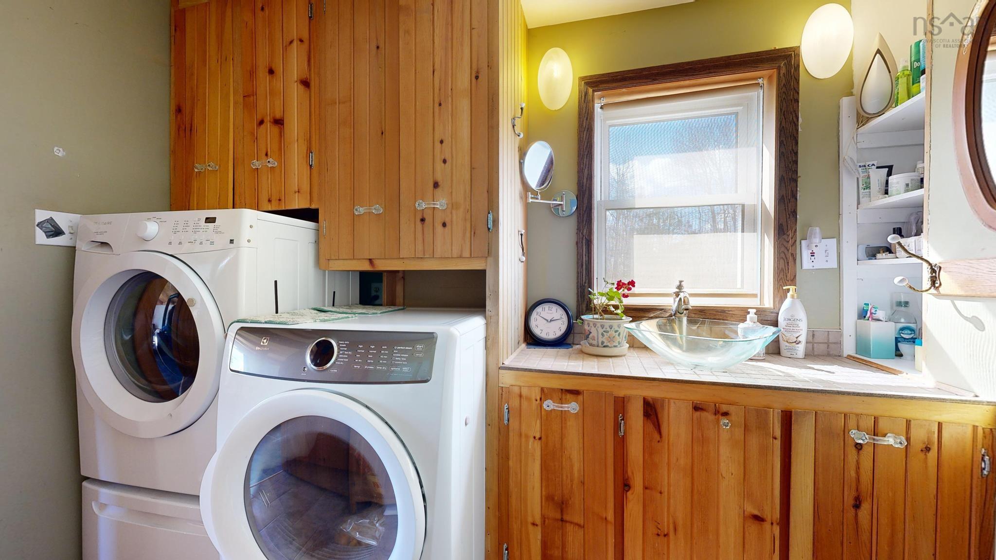 $499,000.00: 2217 Old Mill Road, South Farmington