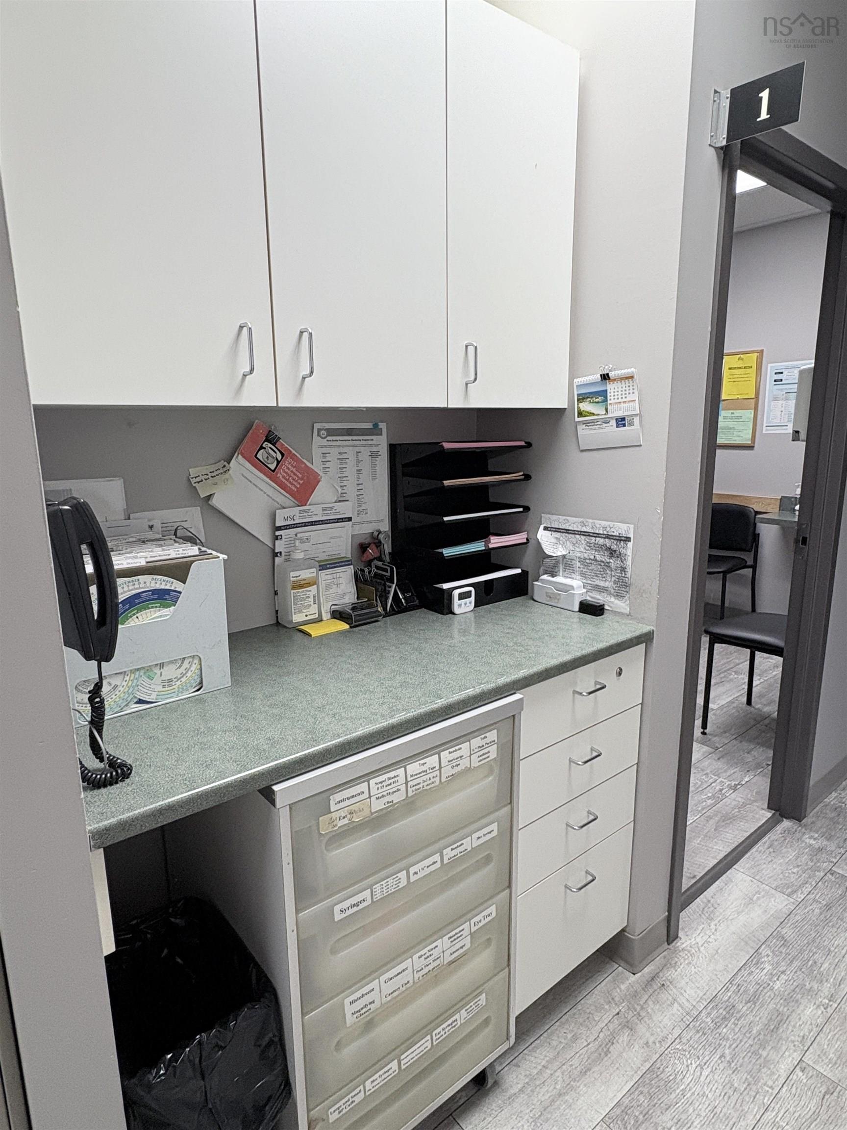 102 5991 Spring Garden Road, Halifax, NS (MLS 202608275)