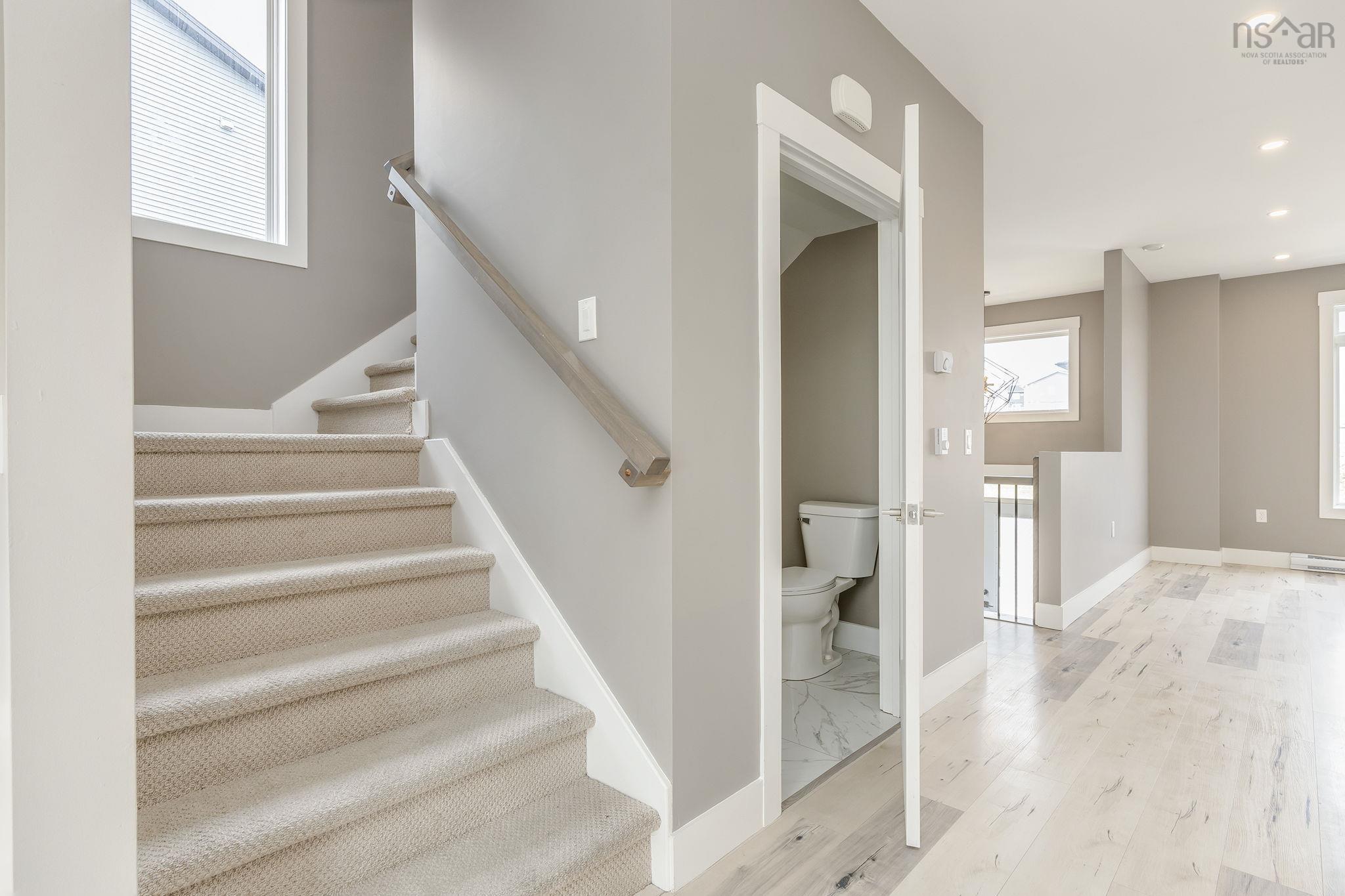 $729,900.00: 32 Higgins Avenue, Beechville