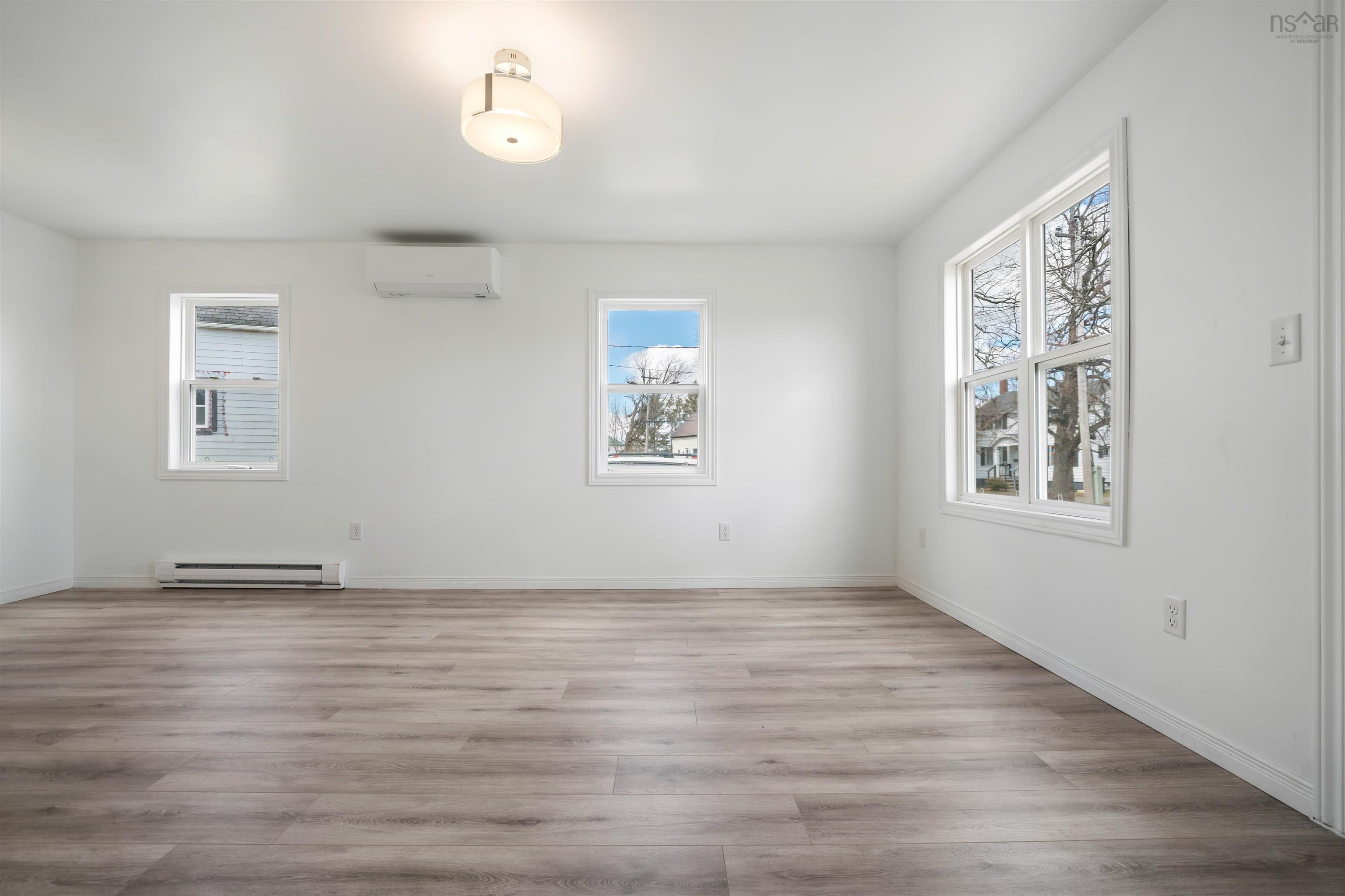 $229,000.00: 2482 Athol Road, Springhill