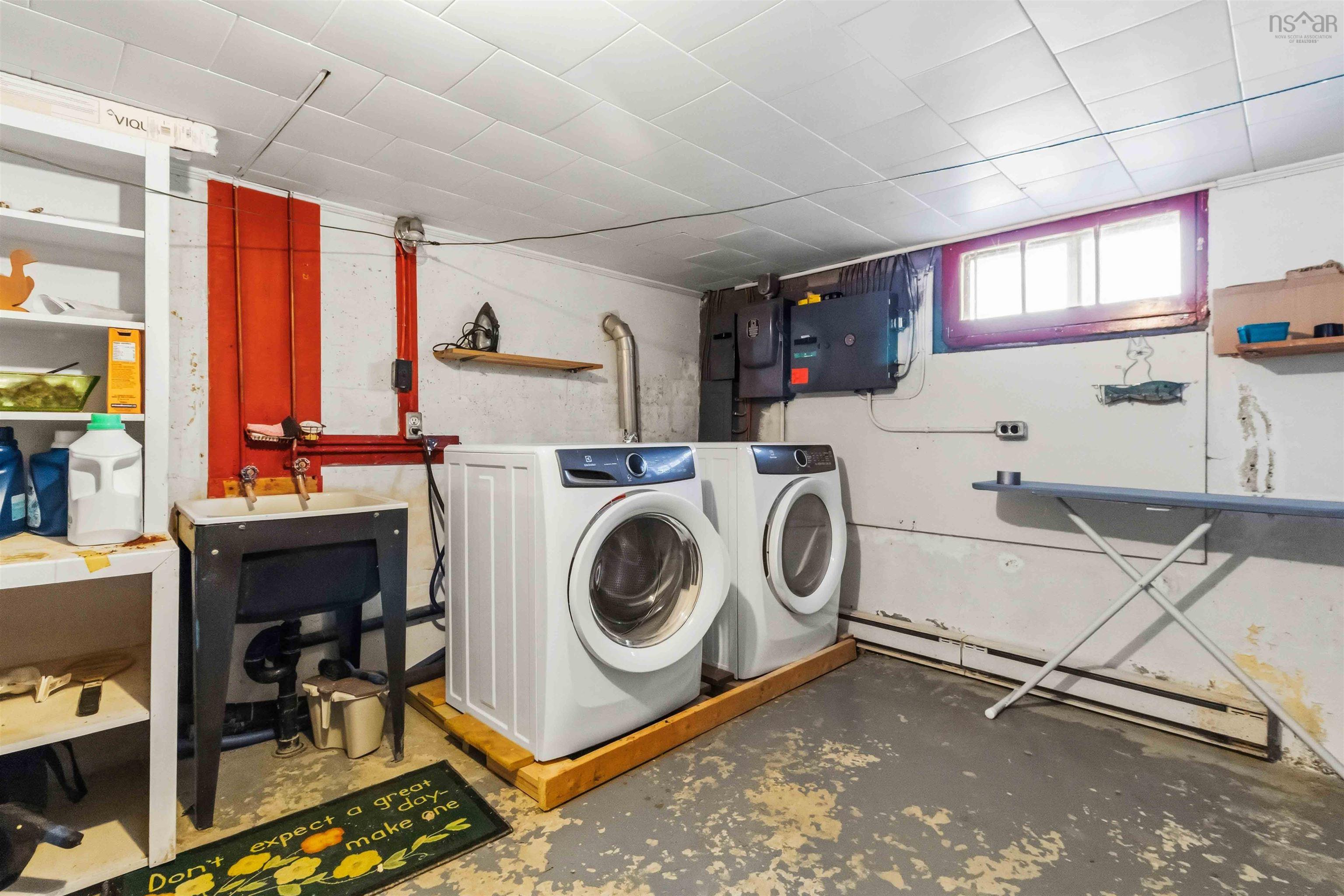 $425,000.00: 1915 Highway 331, Pleasantville