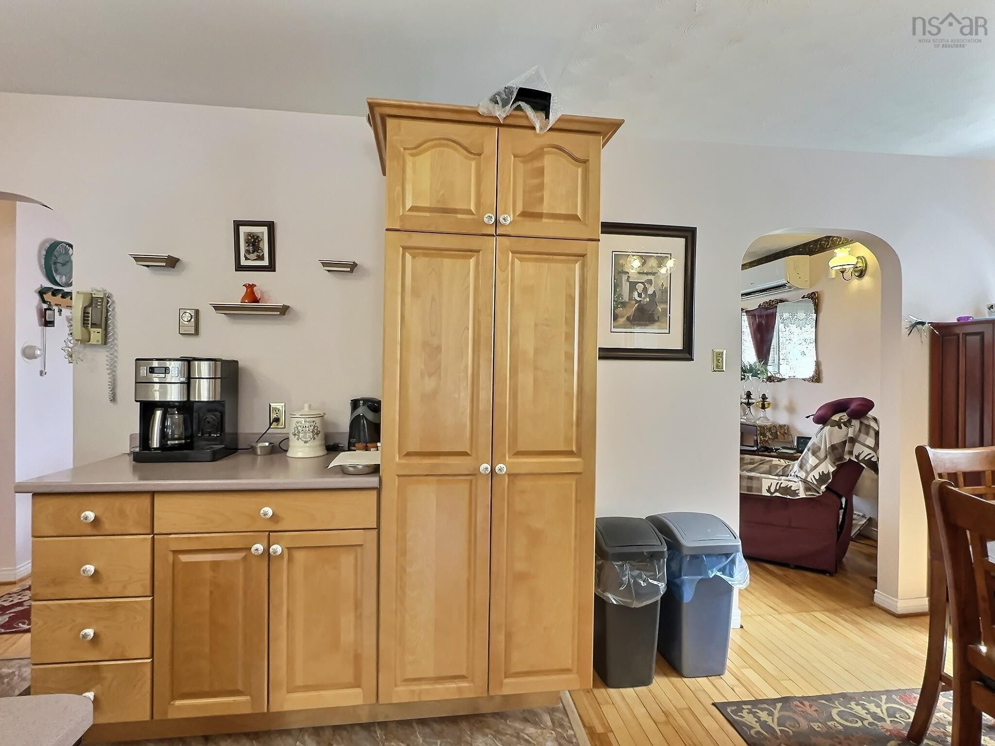 $469,000.00: 230 Salmon River Road, Valley