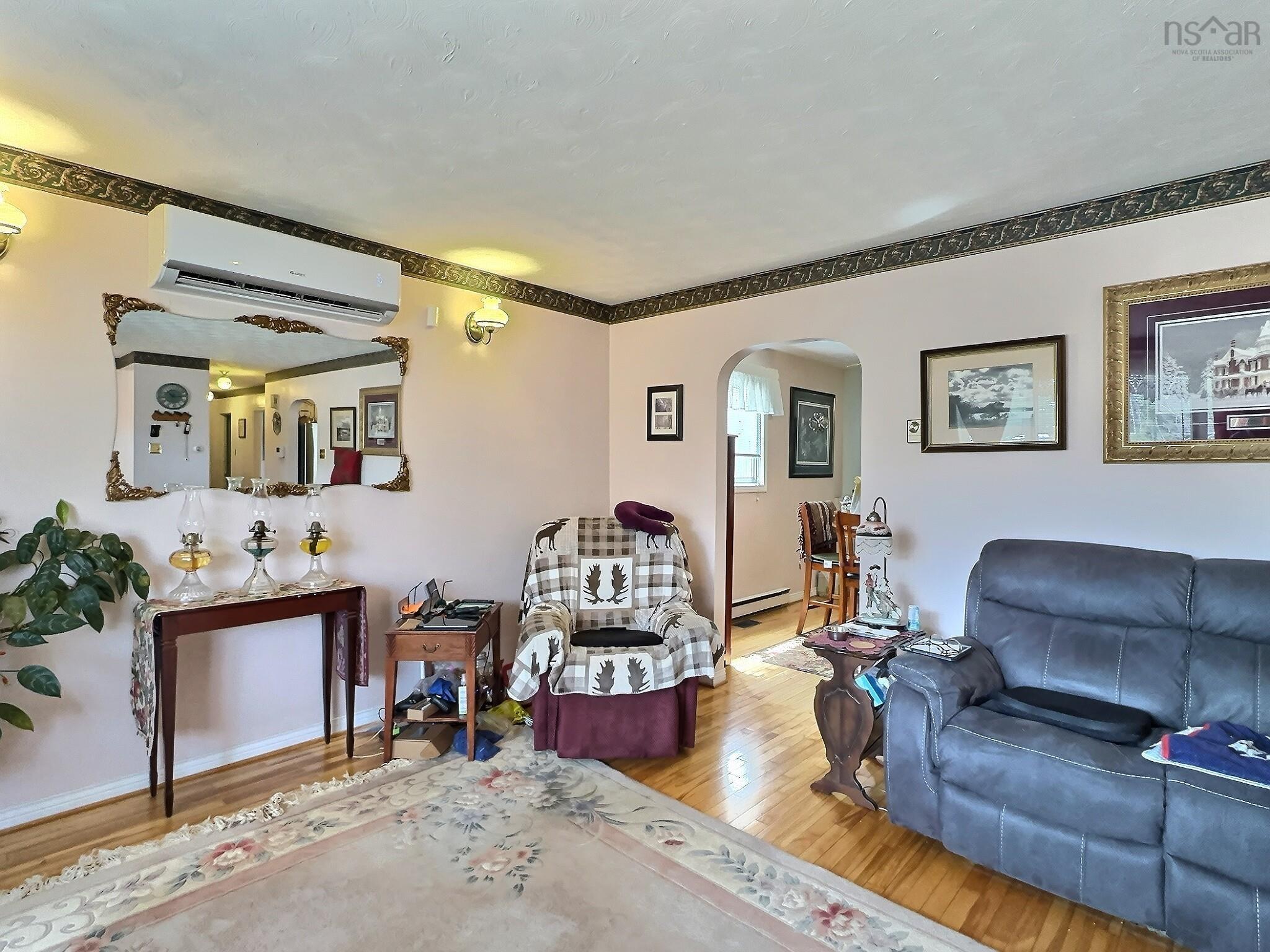 $469,000.00: 230 Salmon River Road, Valley