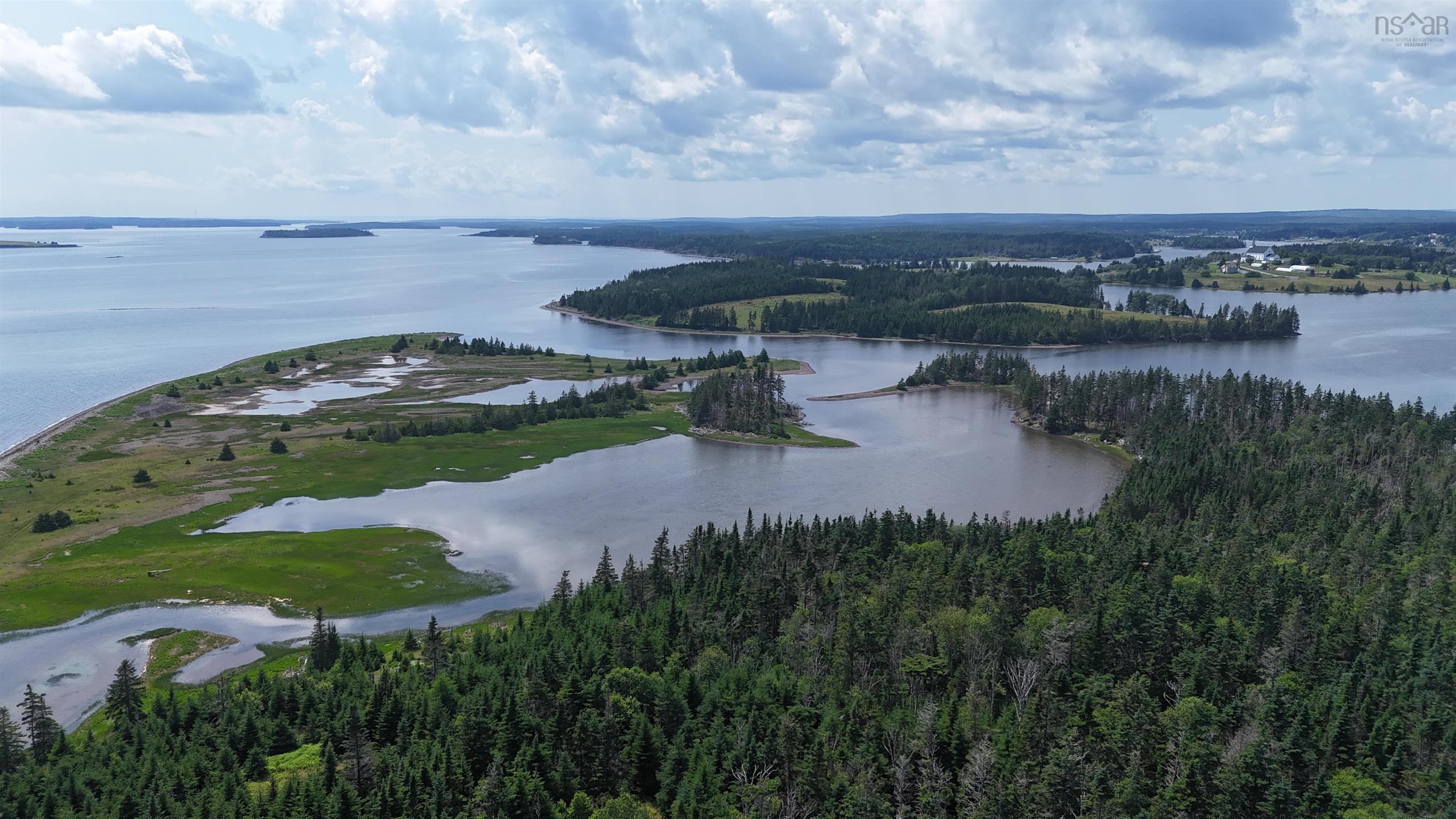 $125,000.00: Grand Gully Island, River Tillard