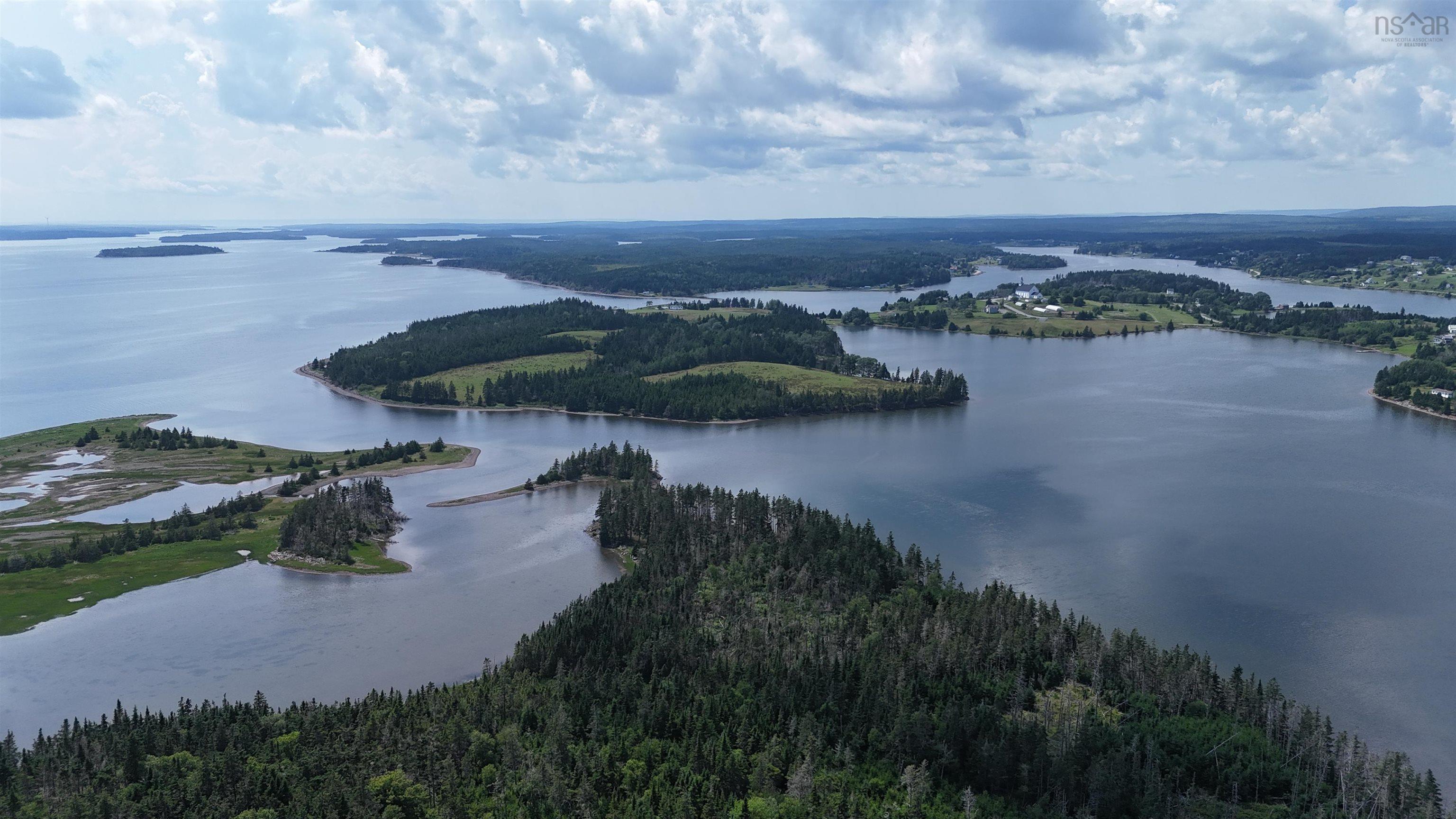 $125,000.00: Grand Gully Island, River Tillard