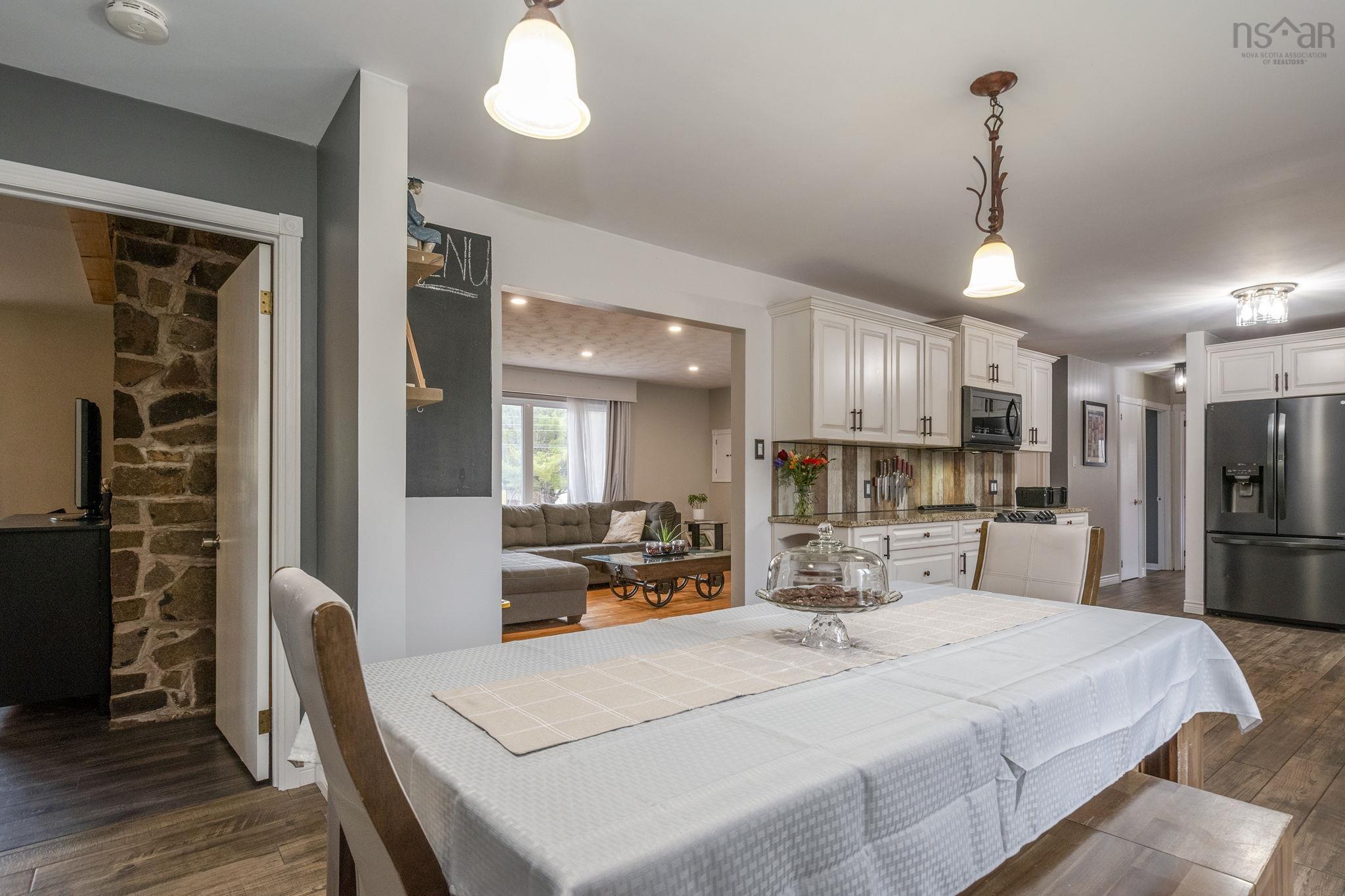 $520,000.00: 61 Aldred Road, Wilmot