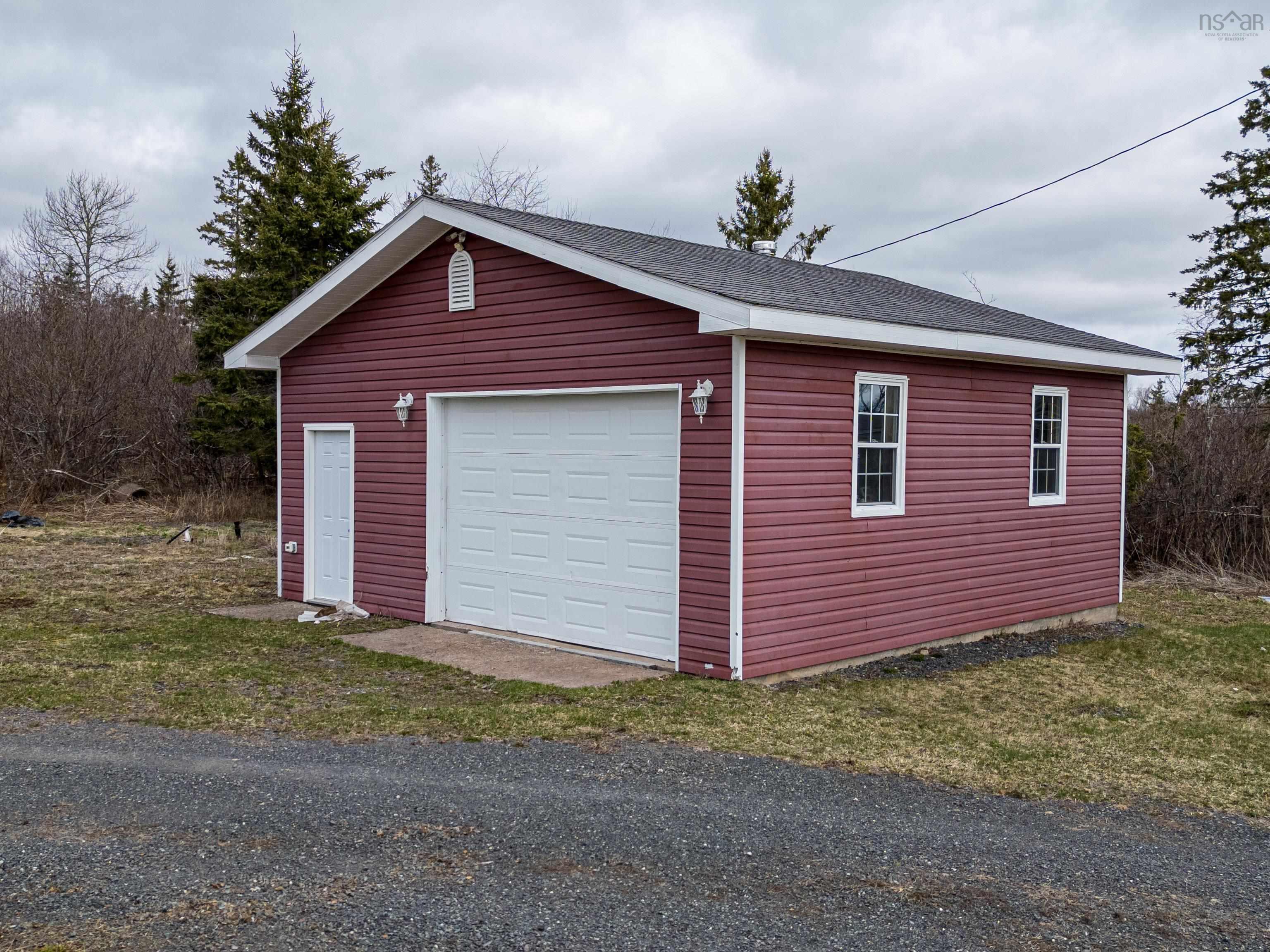 $479,900.00: 1339 Stewiacke Road, Lansdowne Station