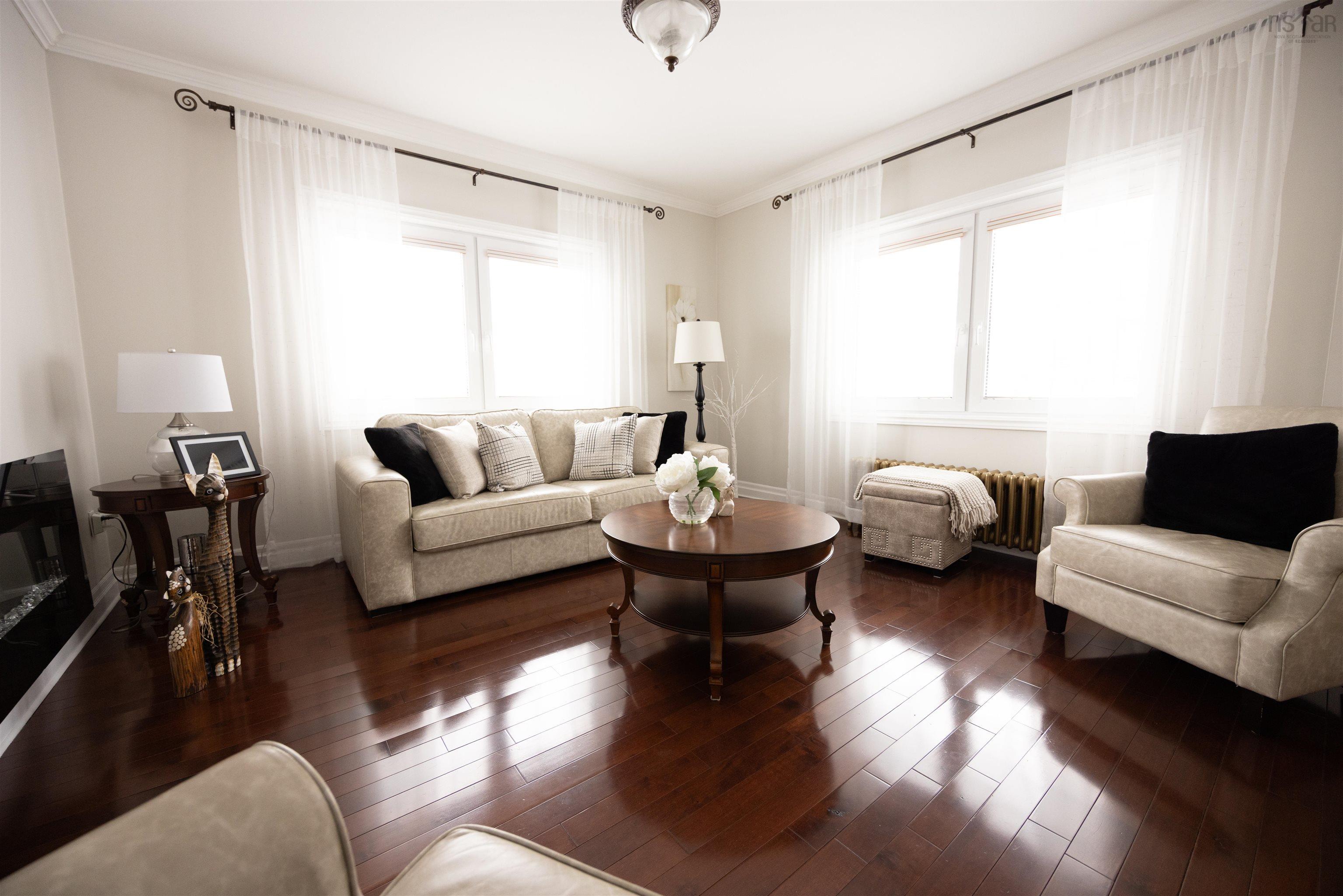 $339,000.00: 280 Convent Street, New Waterford