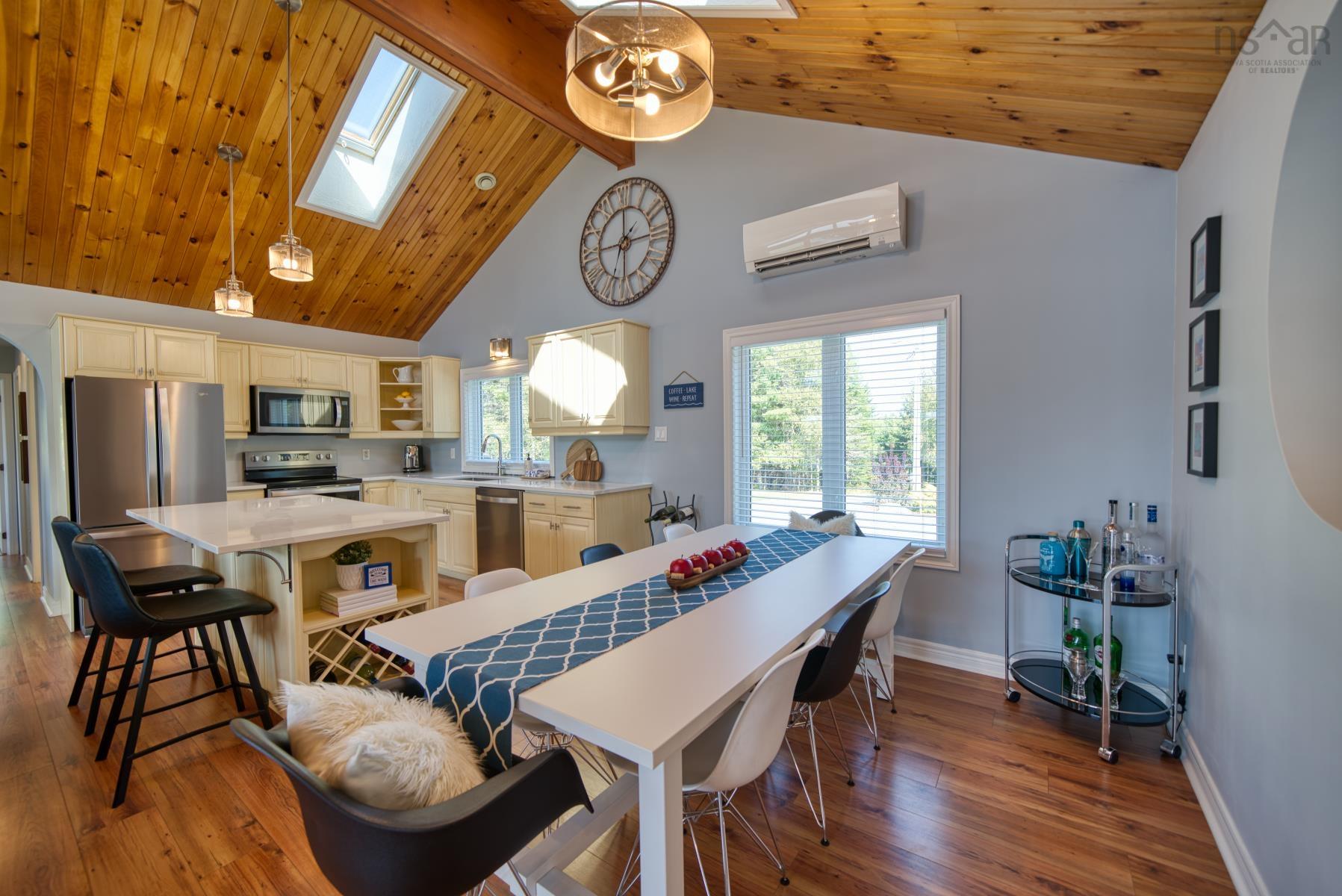 $917,000.00: 193 Red Tail Drive, Newburne