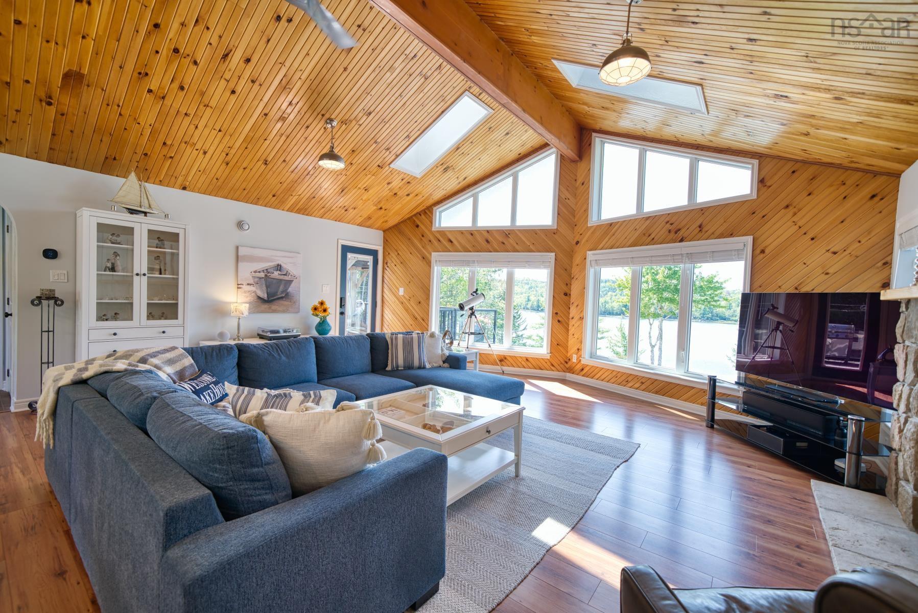 $917,000.00: 193 Red Tail Drive, Newburne