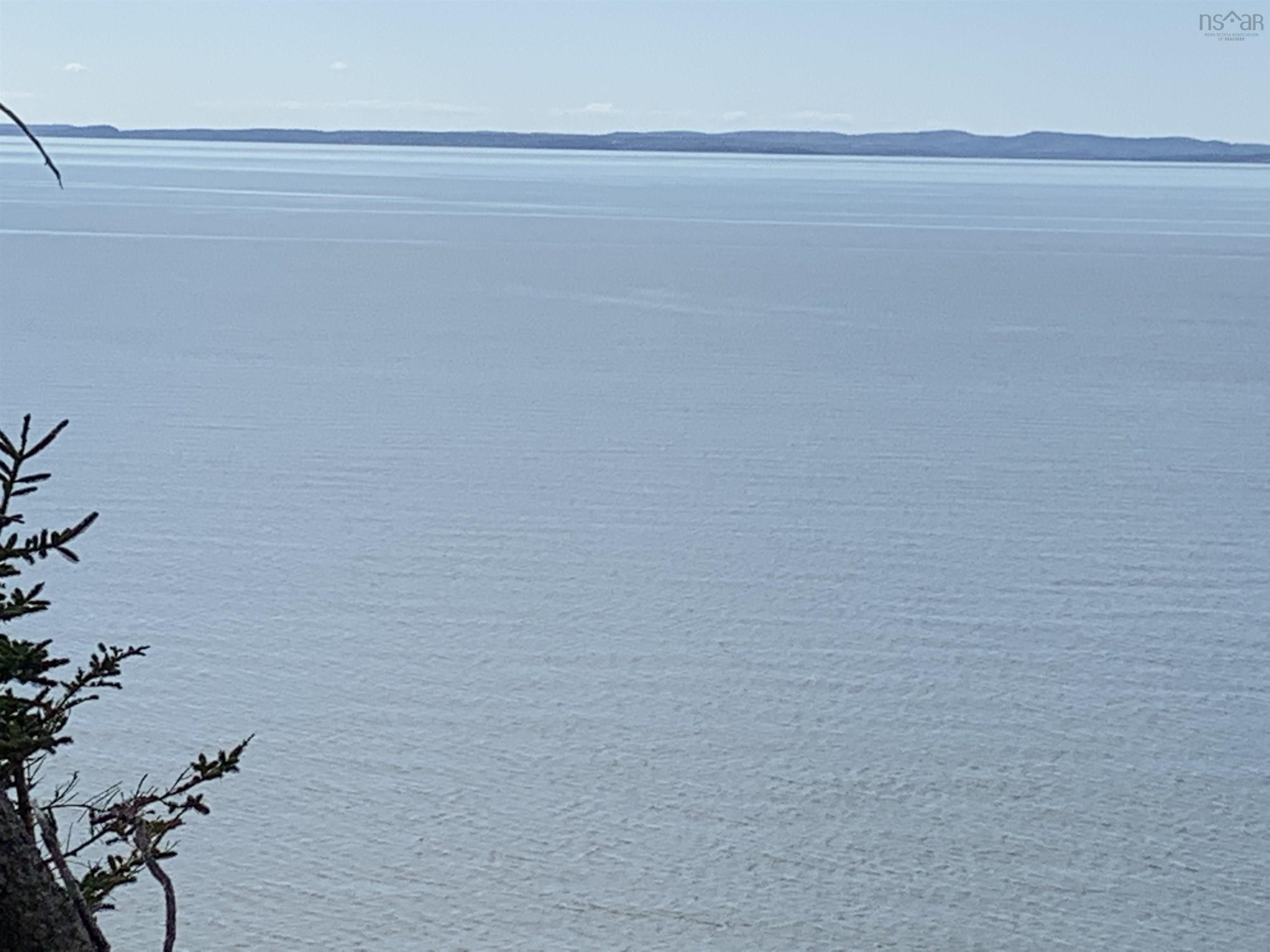 $199,900.00: 7645 215 Highway, Cambridge