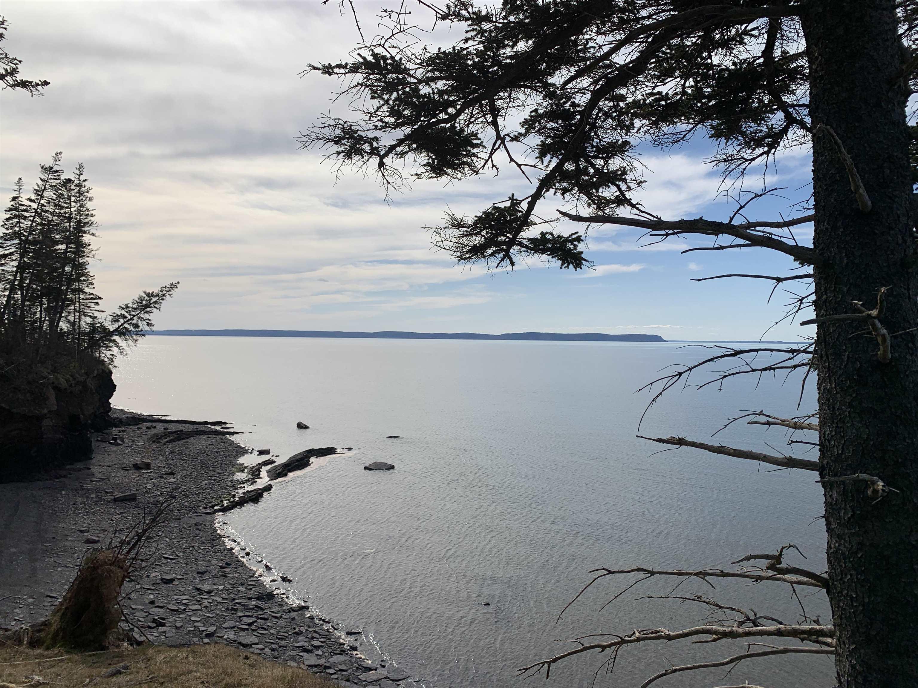 $199,900.00: 7645 215 Highway, Cambridge