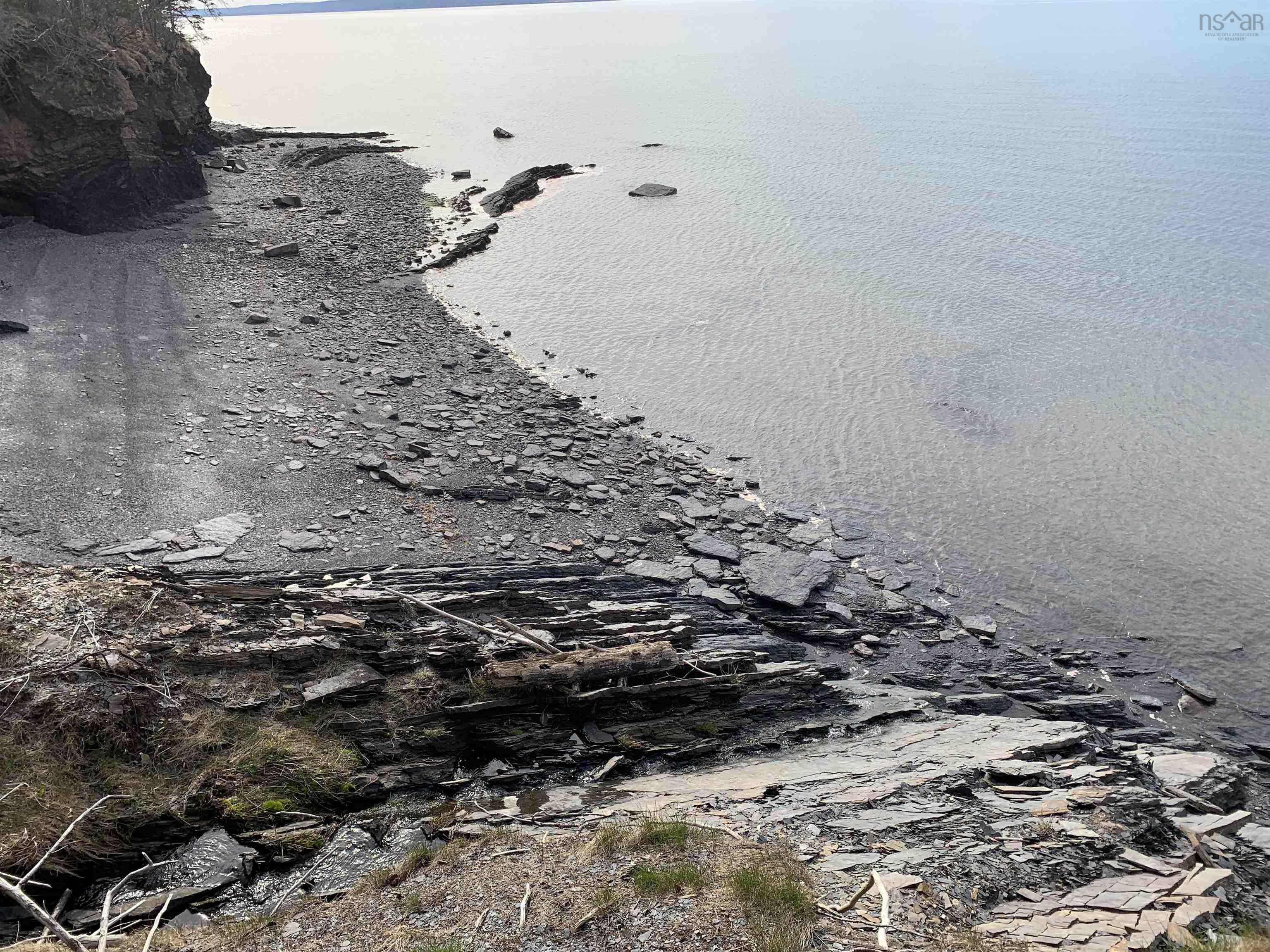 $199,900.00: 7645 215 Highway, Cambridge