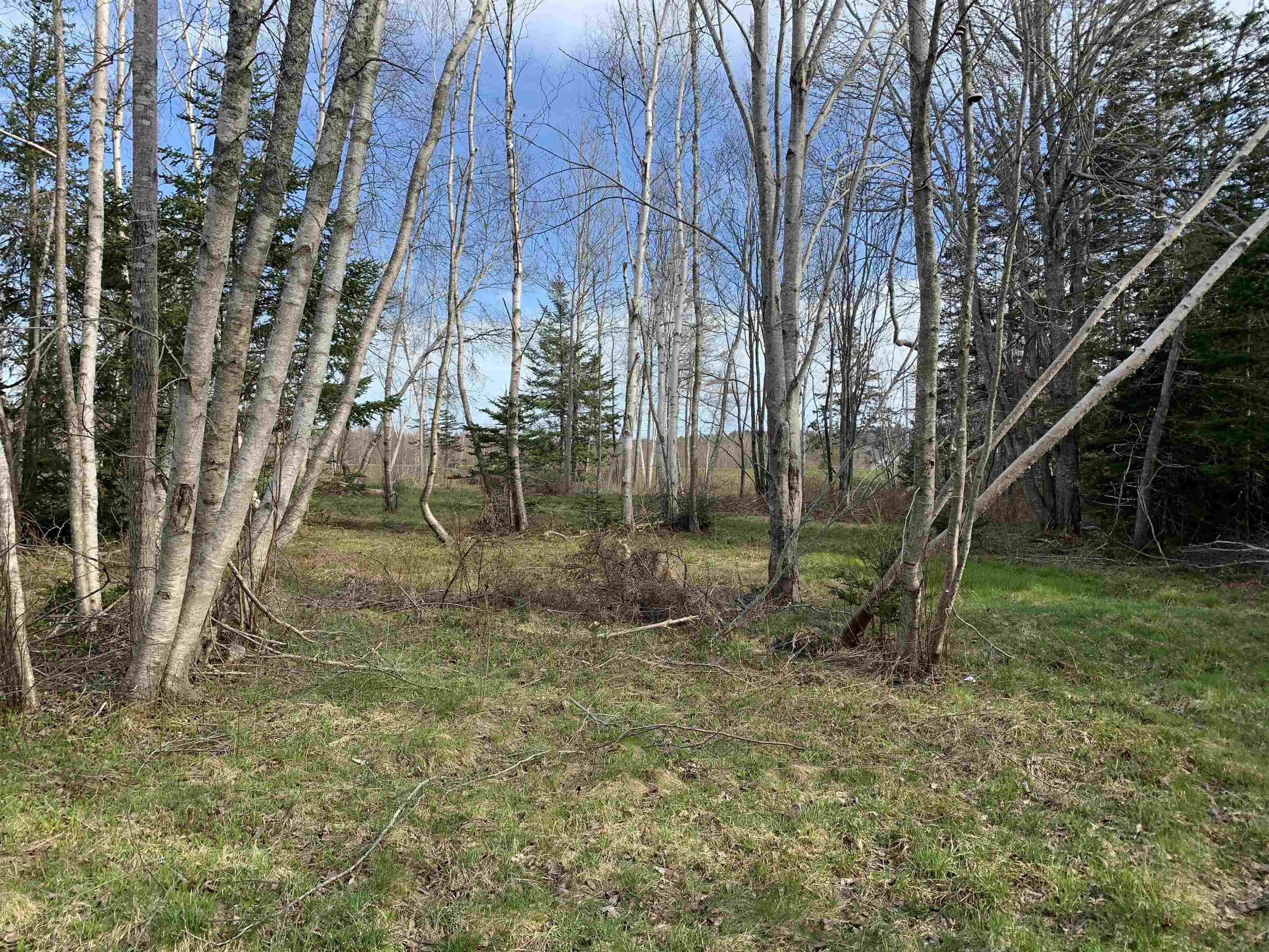 $199,900.00: 7645 215 Highway, Cambridge