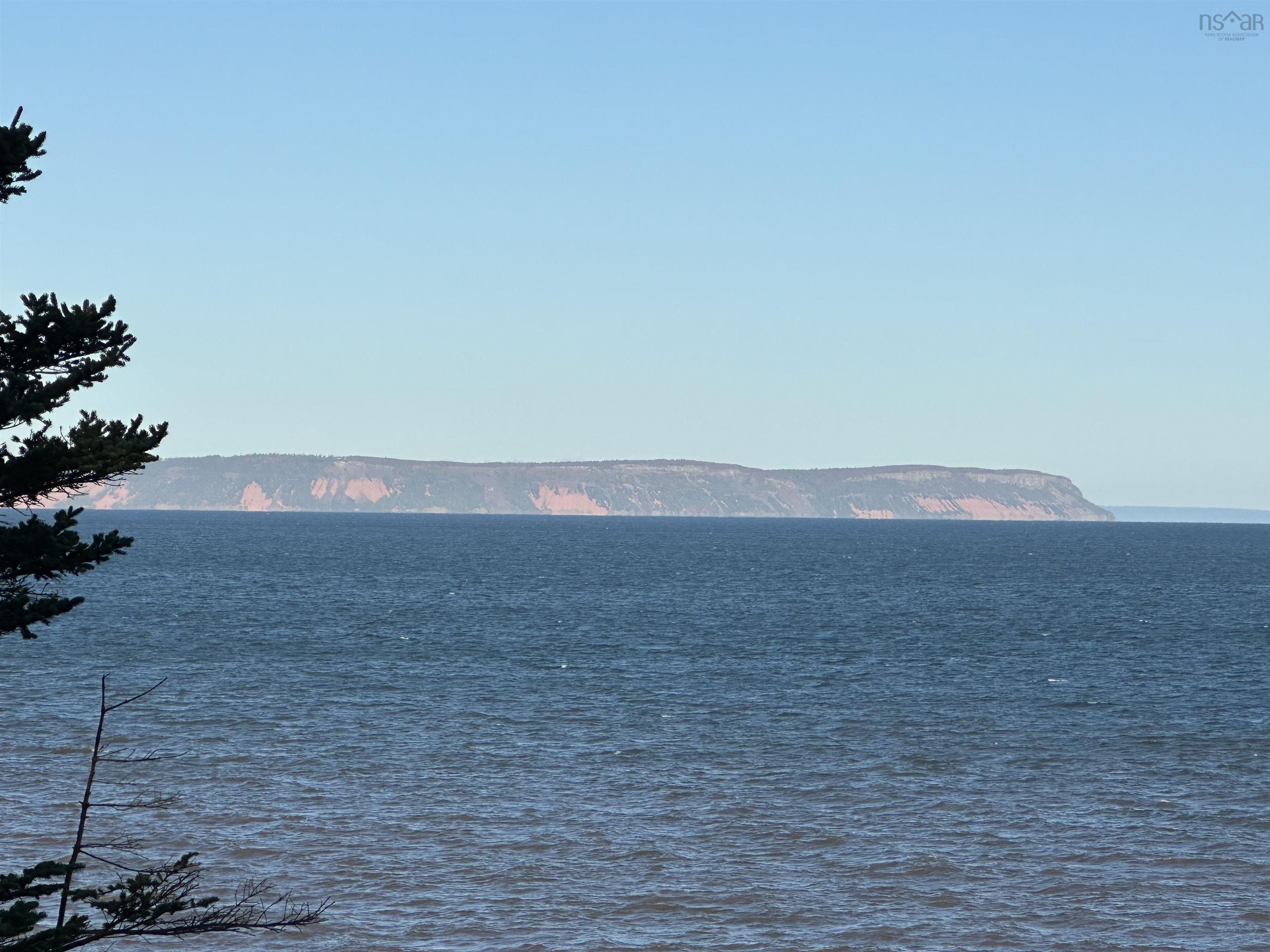 $199,900.00: 7645 215 Highway, Cambridge