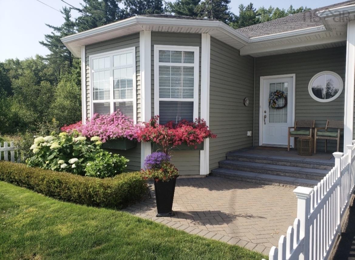 $775,900.00: 38 Roundhouse Drive, Bridgewater