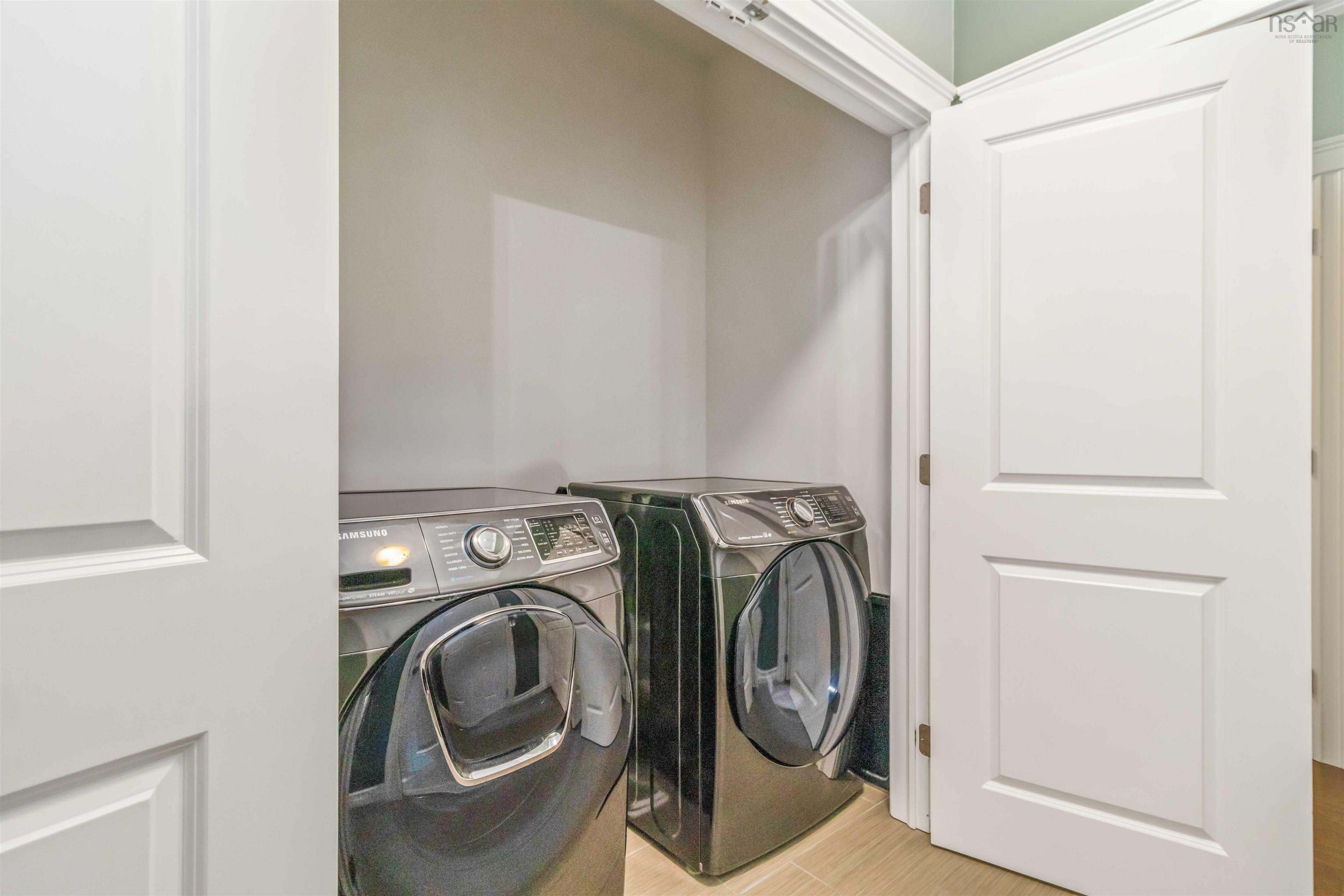 $775,900.00: 38 Roundhouse Drive, Bridgewater