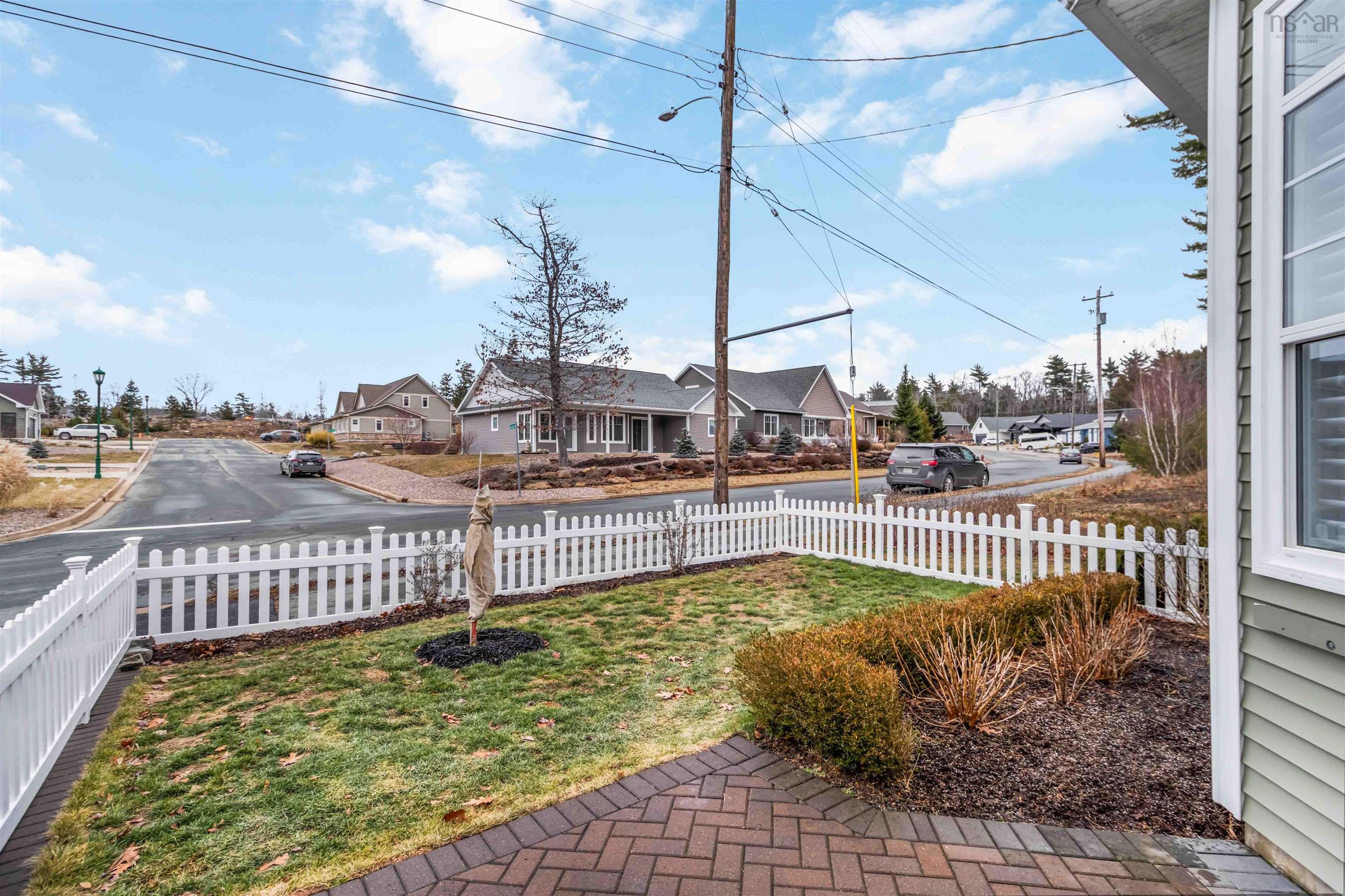 $775,900.00: 38 Roundhouse Drive, Bridgewater