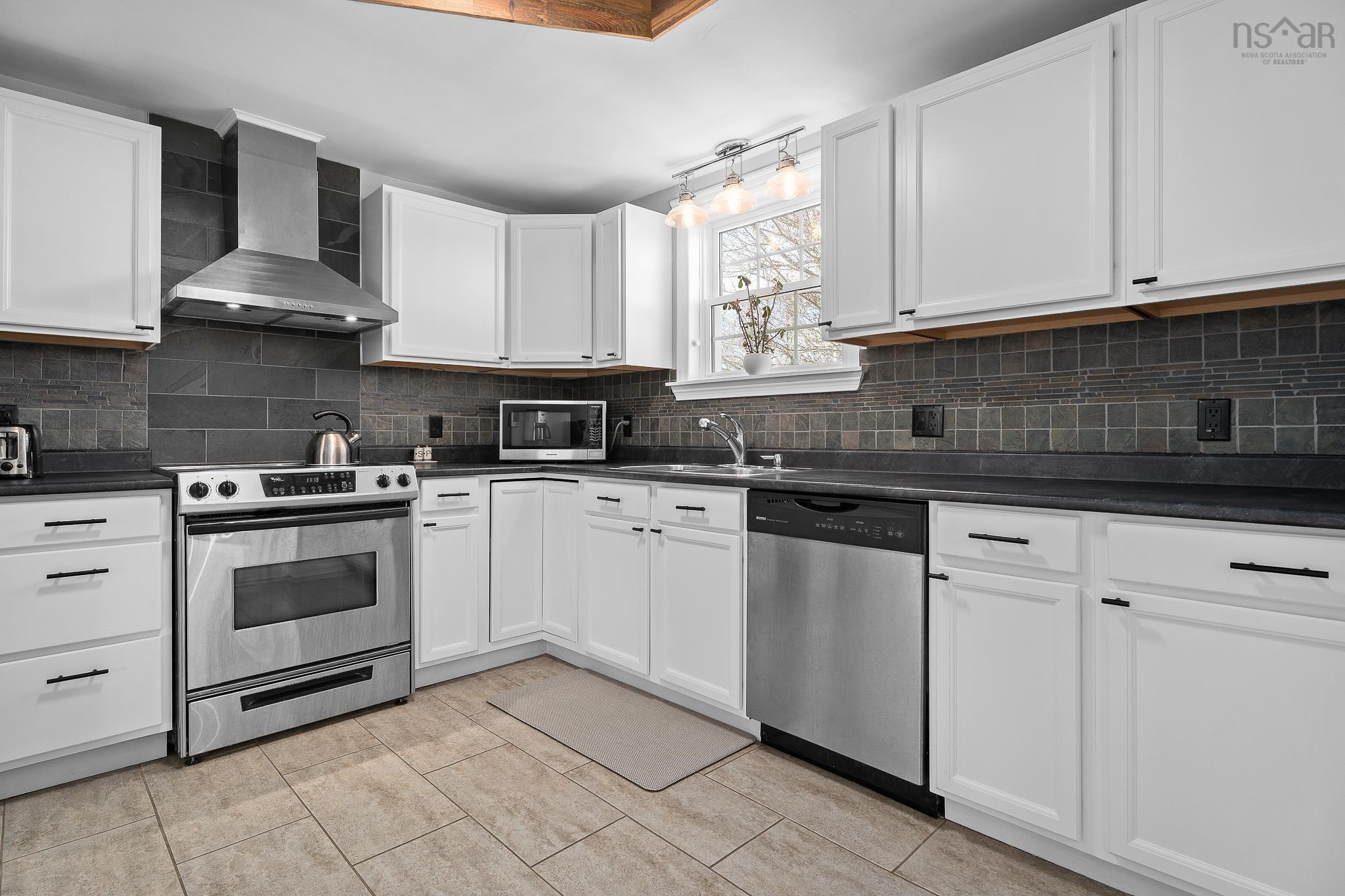 195 Greenwood Avenue, Timberlea, NS (MLS 202608319)