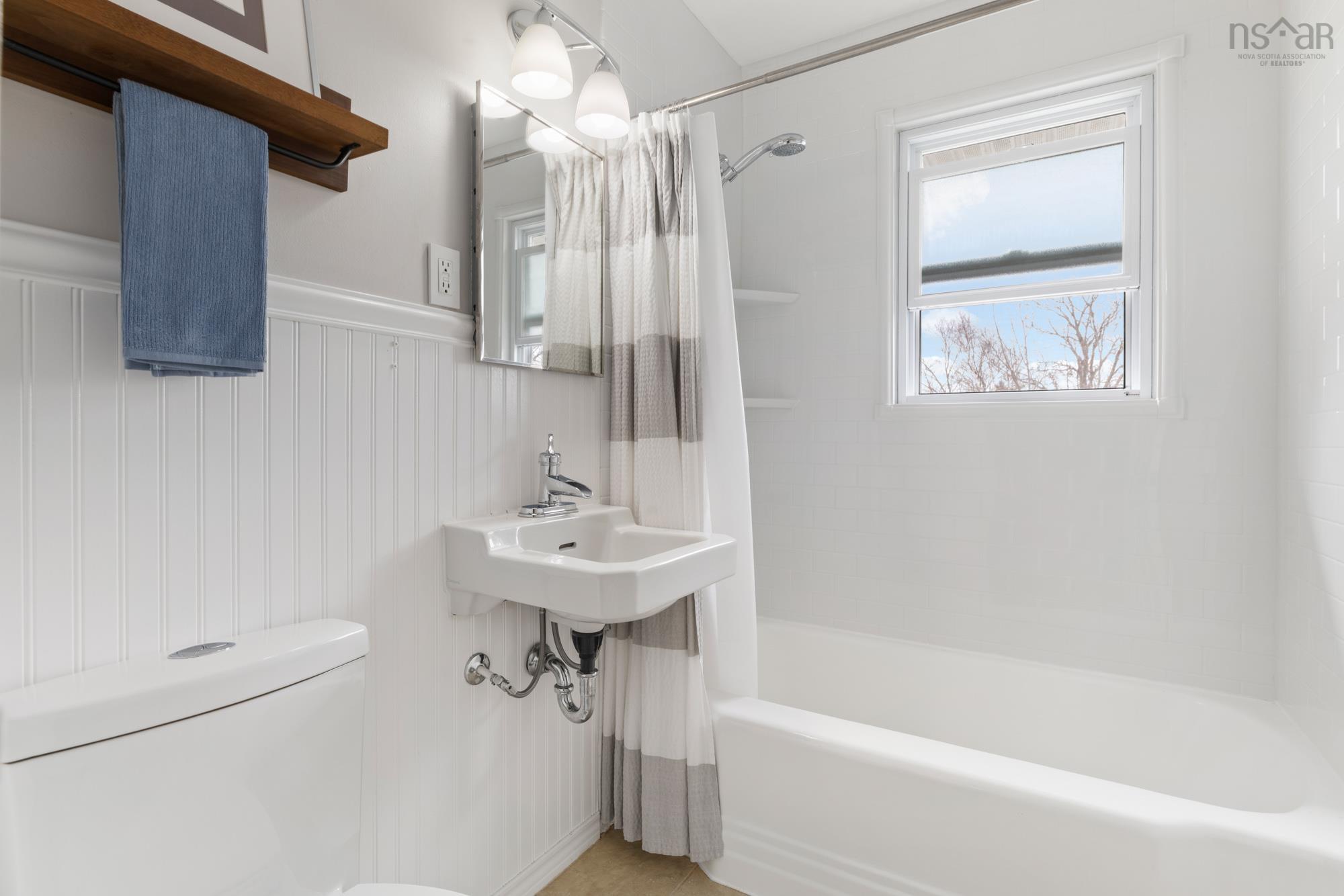 12 Lorway Drive, Dartmouth, NS (MLS 202608330)