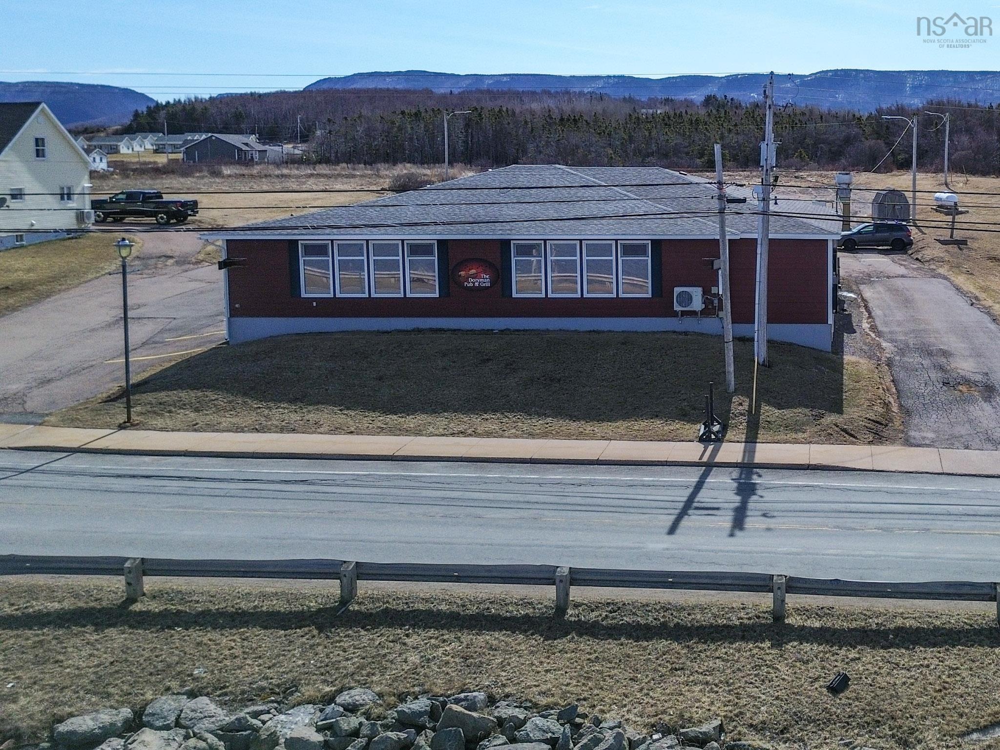 $1,399,000.00: 15528 Cabot Trail, Chéticamp